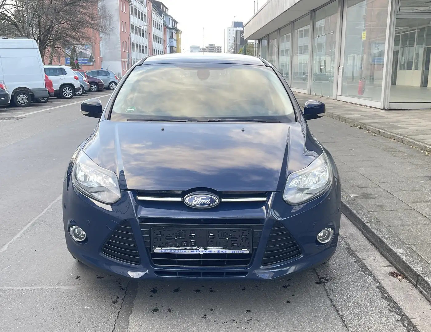 Ford Focus Titanium Bleu - 2