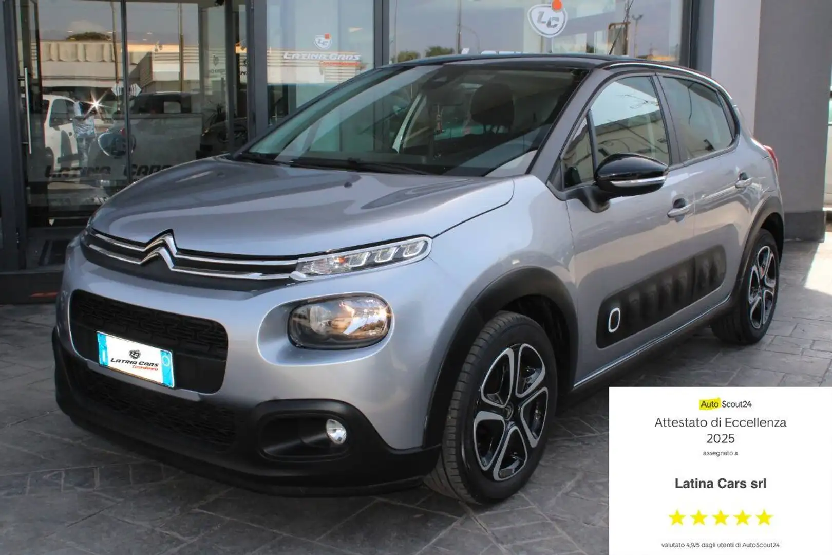 Citroen C3 1.2 puretech Shine s&s 110cv eat6 Grijs - 1