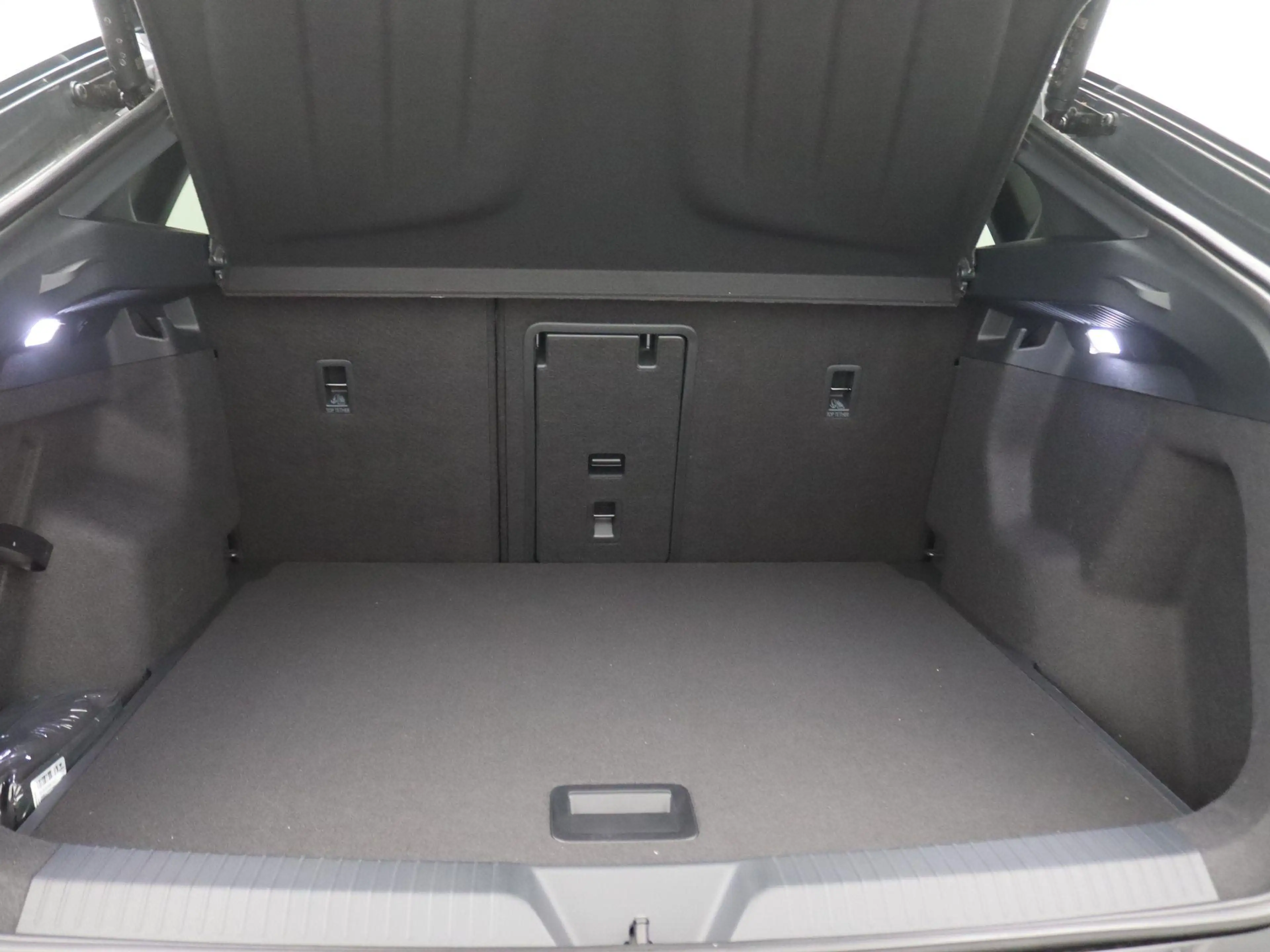 CUPRA Tavascan Business 82 kWh 286PK Aut. SOH 100% 360gr. Camera, — photo 8