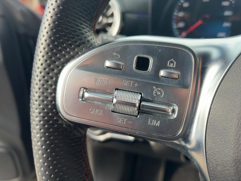 Mercedes-Benz CLA 35 AMG AMG  Multibeam/R-Kamera/DAB — photo 13
