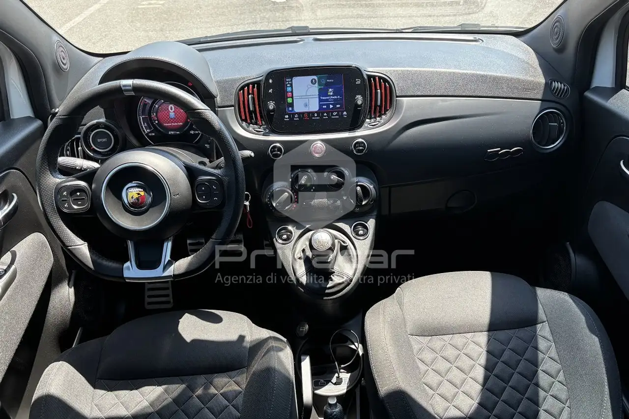 Abarth 595 2022 — фото 13