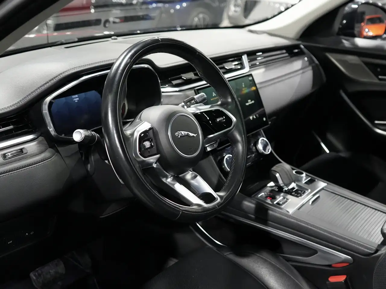 Jaguar F-Pace снимка Jaguar F-Pace