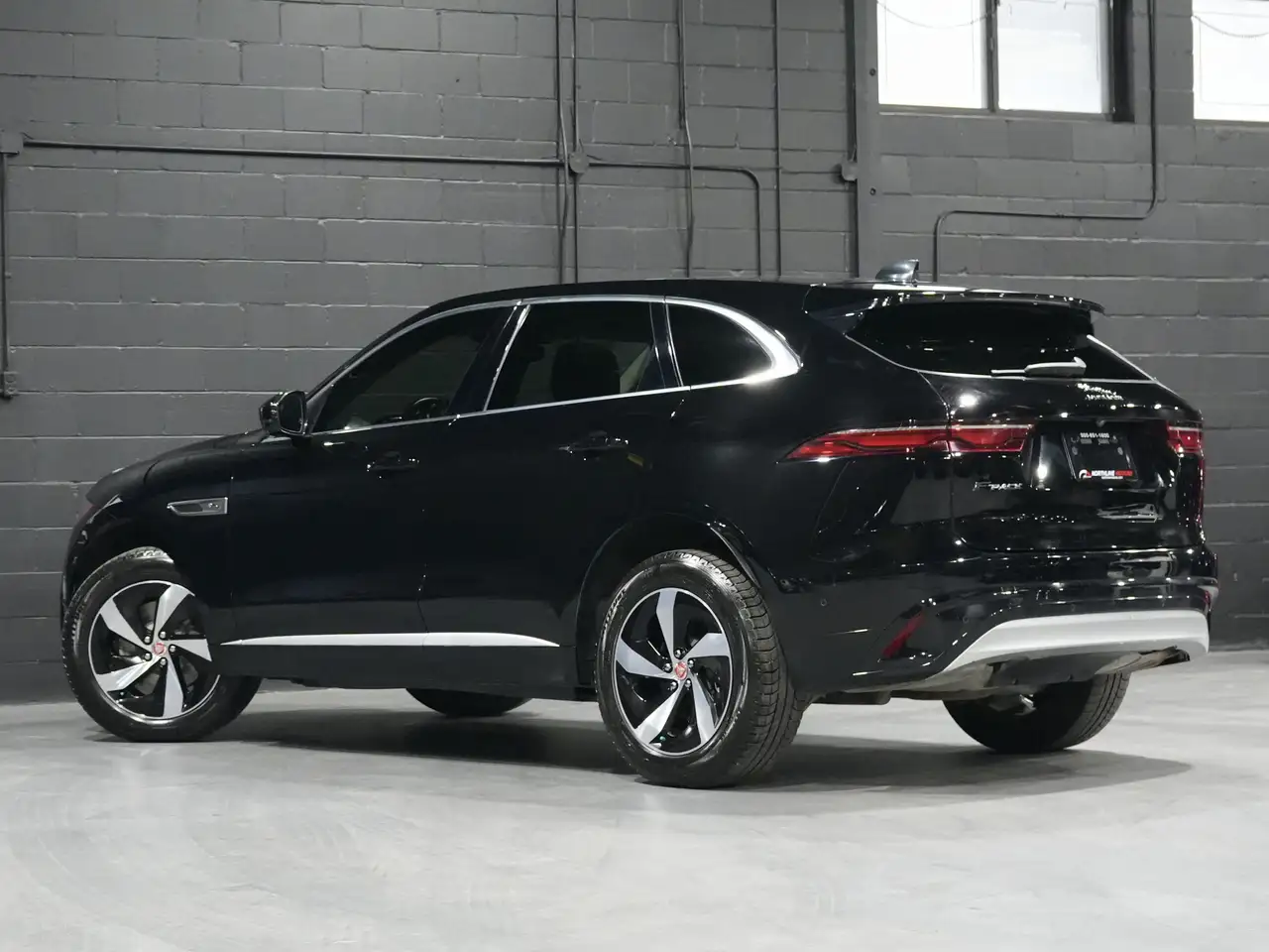 Jaguar F-Pace снимка Jaguar F-Pace