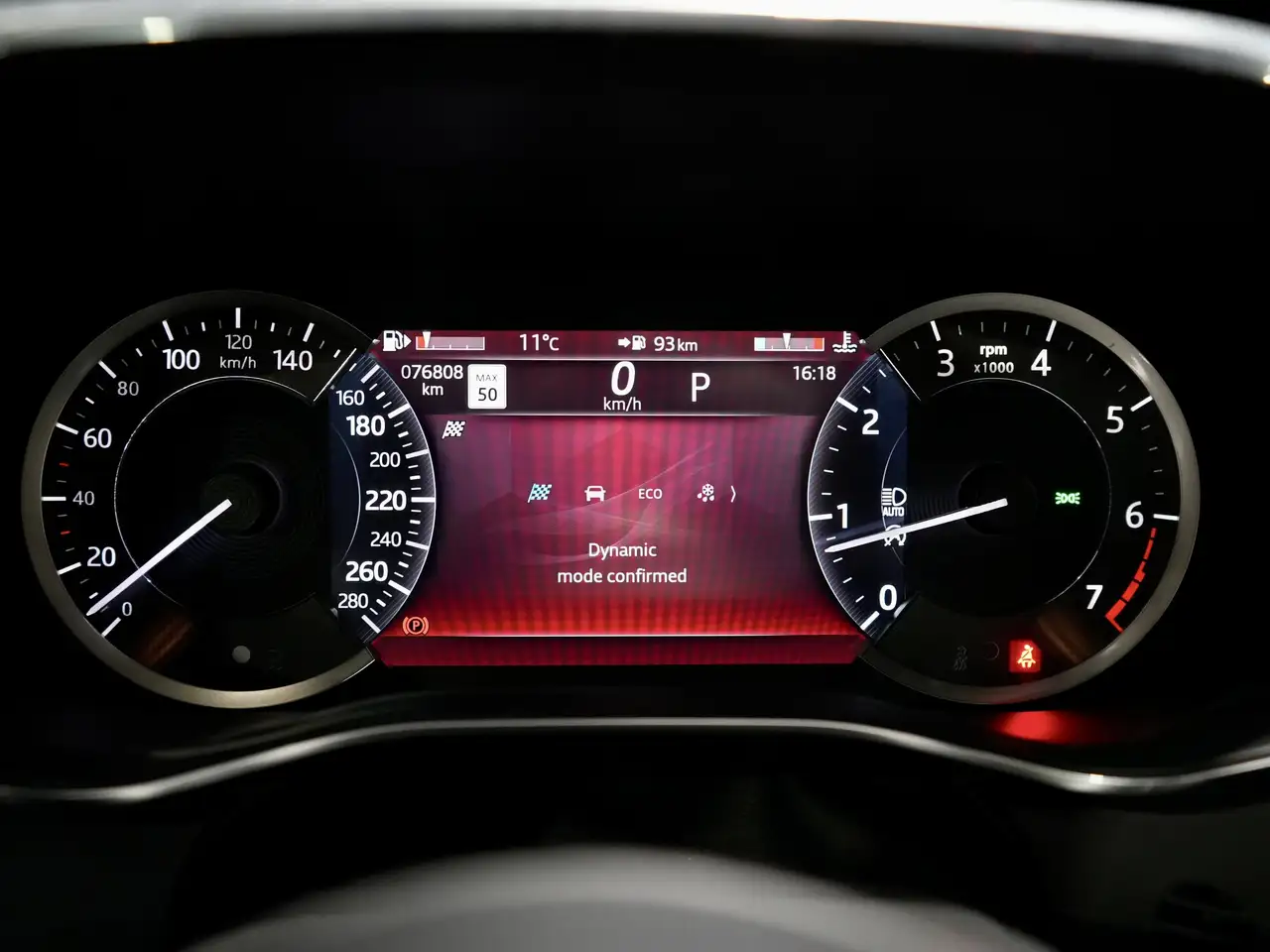 Jaguar F-Pace снимка Jaguar F-Pace