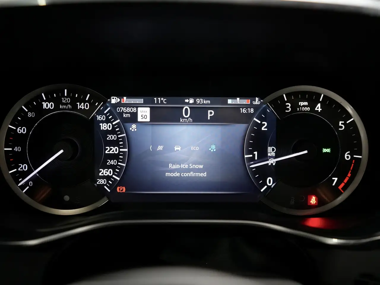Jaguar F-Pace снимка Jaguar F-Pace
