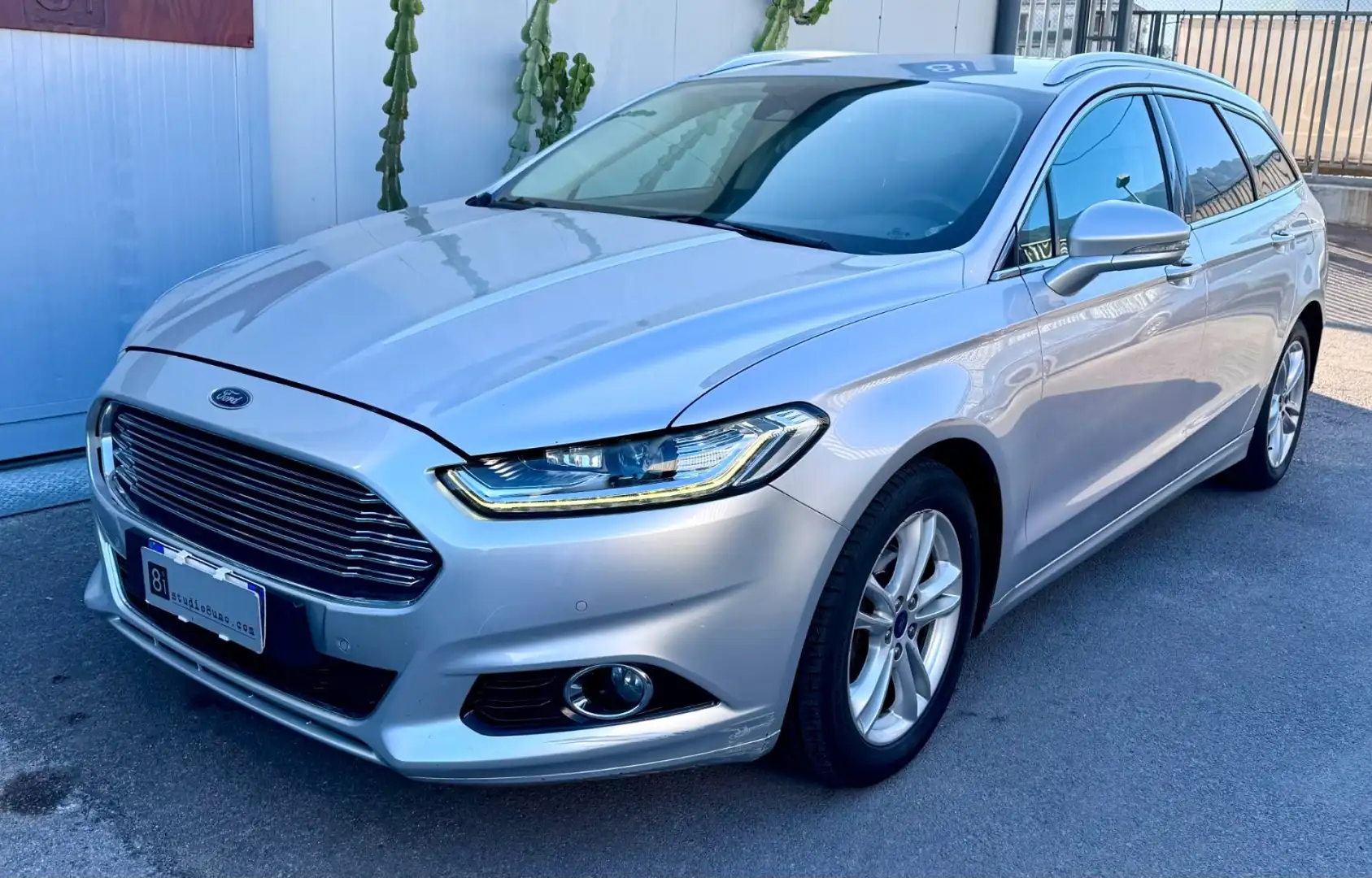 Ford Mondeo 2.0 TDCi 150 CV S&S Powershift Station Wagon Titan Argento - 1