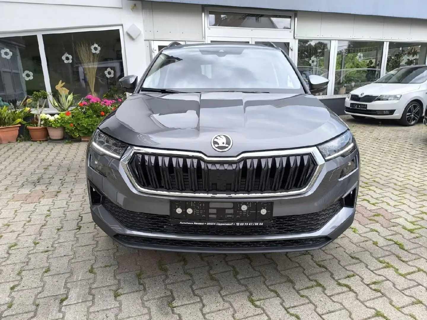 Skoda Karoq Selection inkl AHK +++ - 2