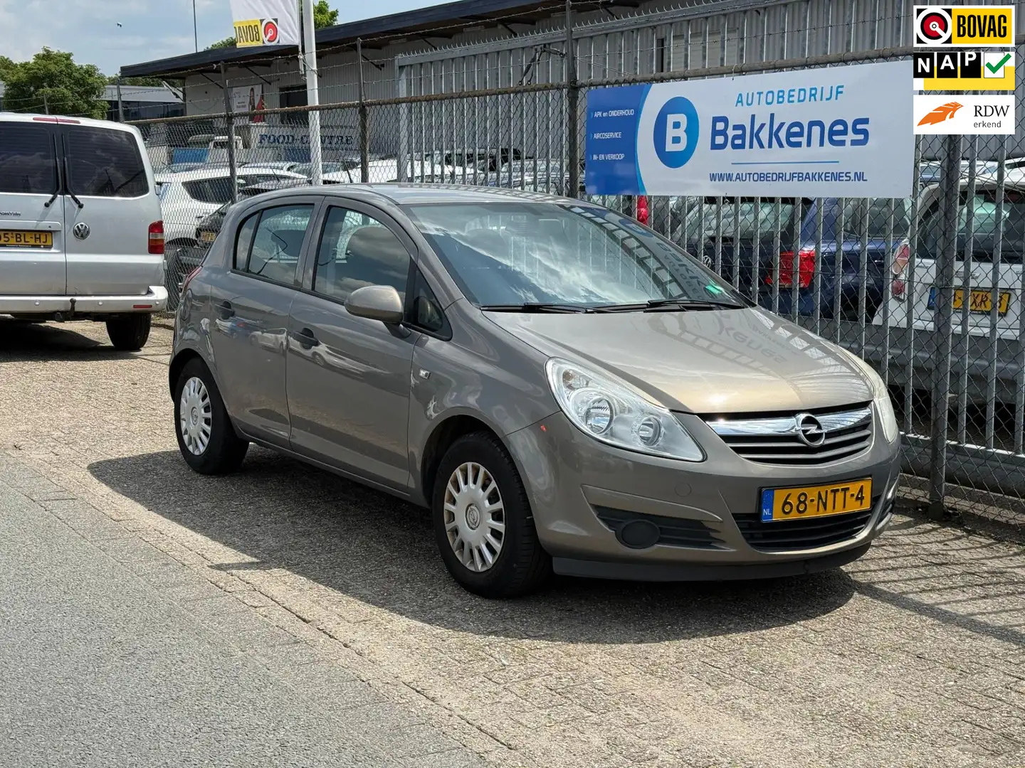 Opel Corsa 1.3 CDTi EcoFlex S/S Selection Marrón - 1