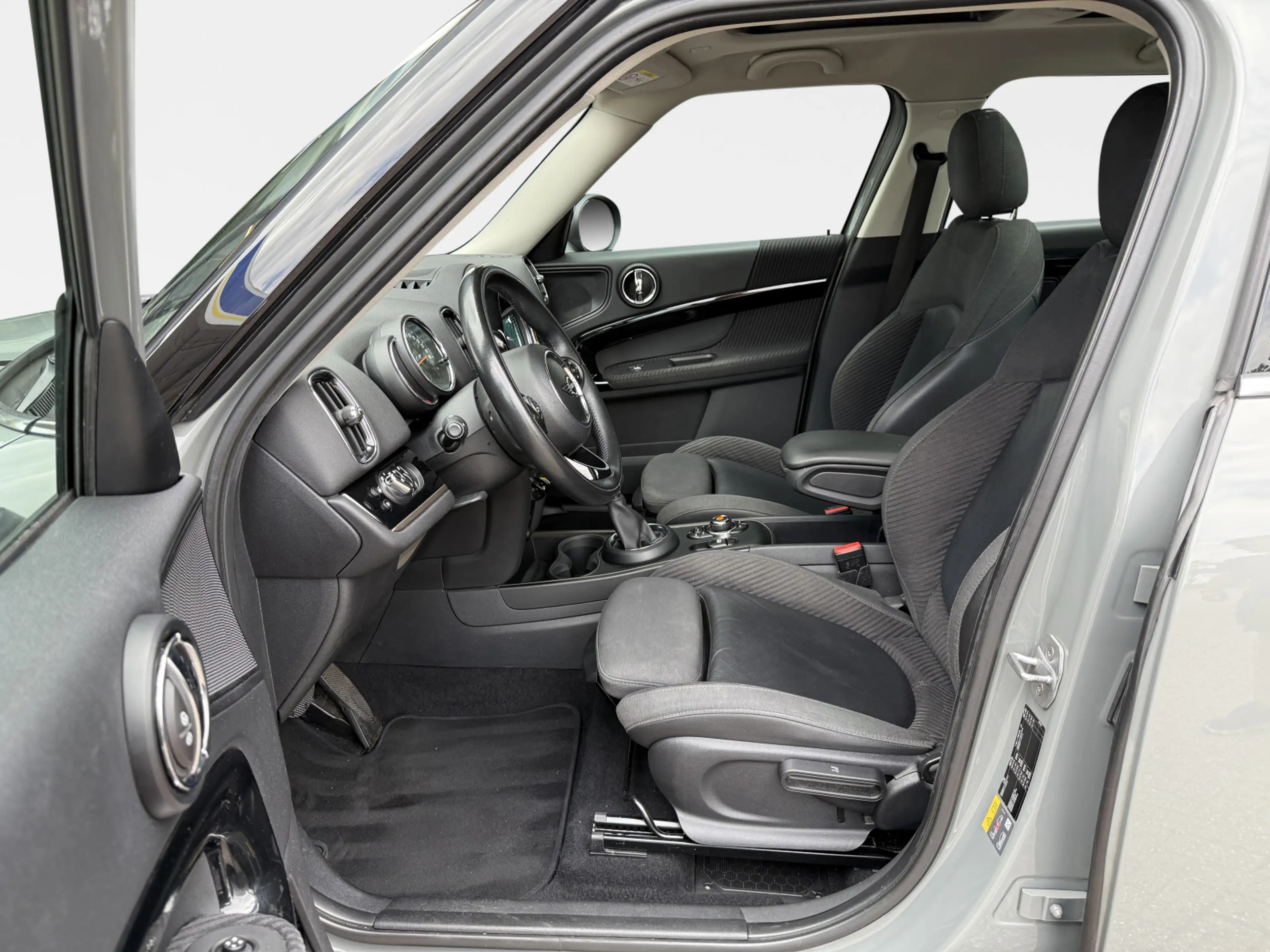 MINI Cooper SE Countryman 1.5 ALL4 Automaat / Panoramadak — photo 14