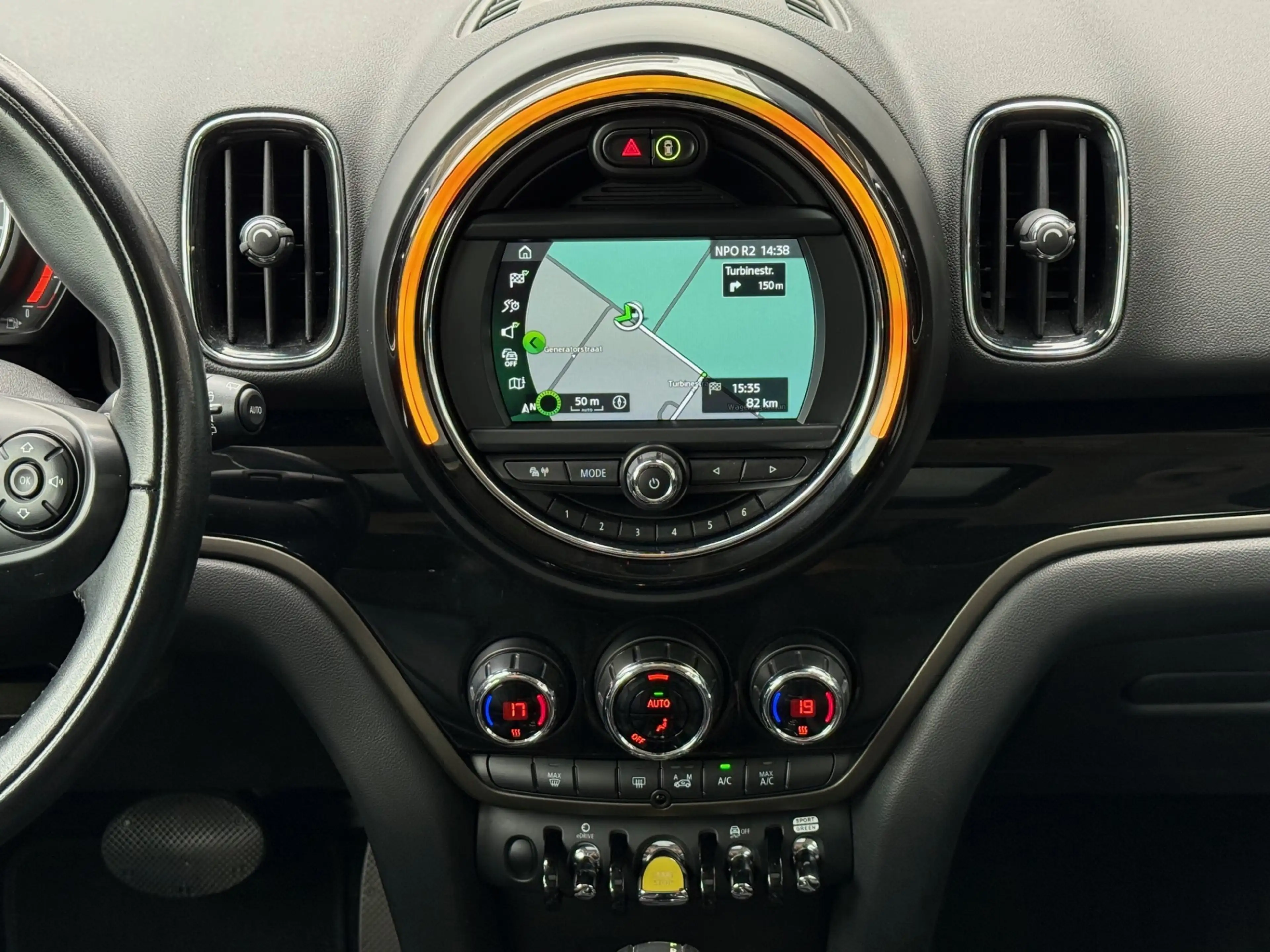 MINI Cooper SE Countryman 1.5 ALL4 Automaat / Panoramadak — photo 15