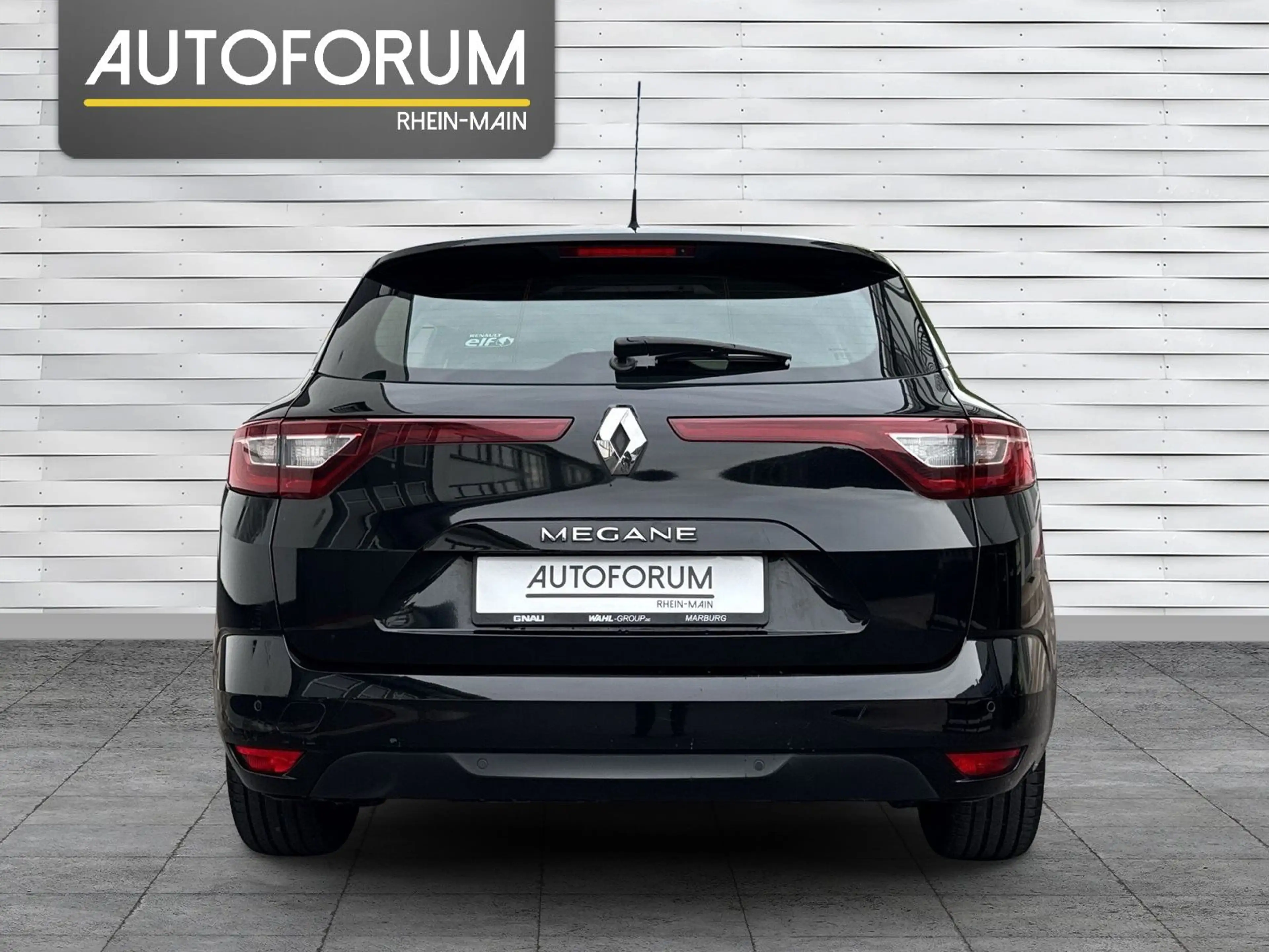 Renault Megane 1.2 TCe 130 Limited Grandtour NAVI,PDC — photo 7