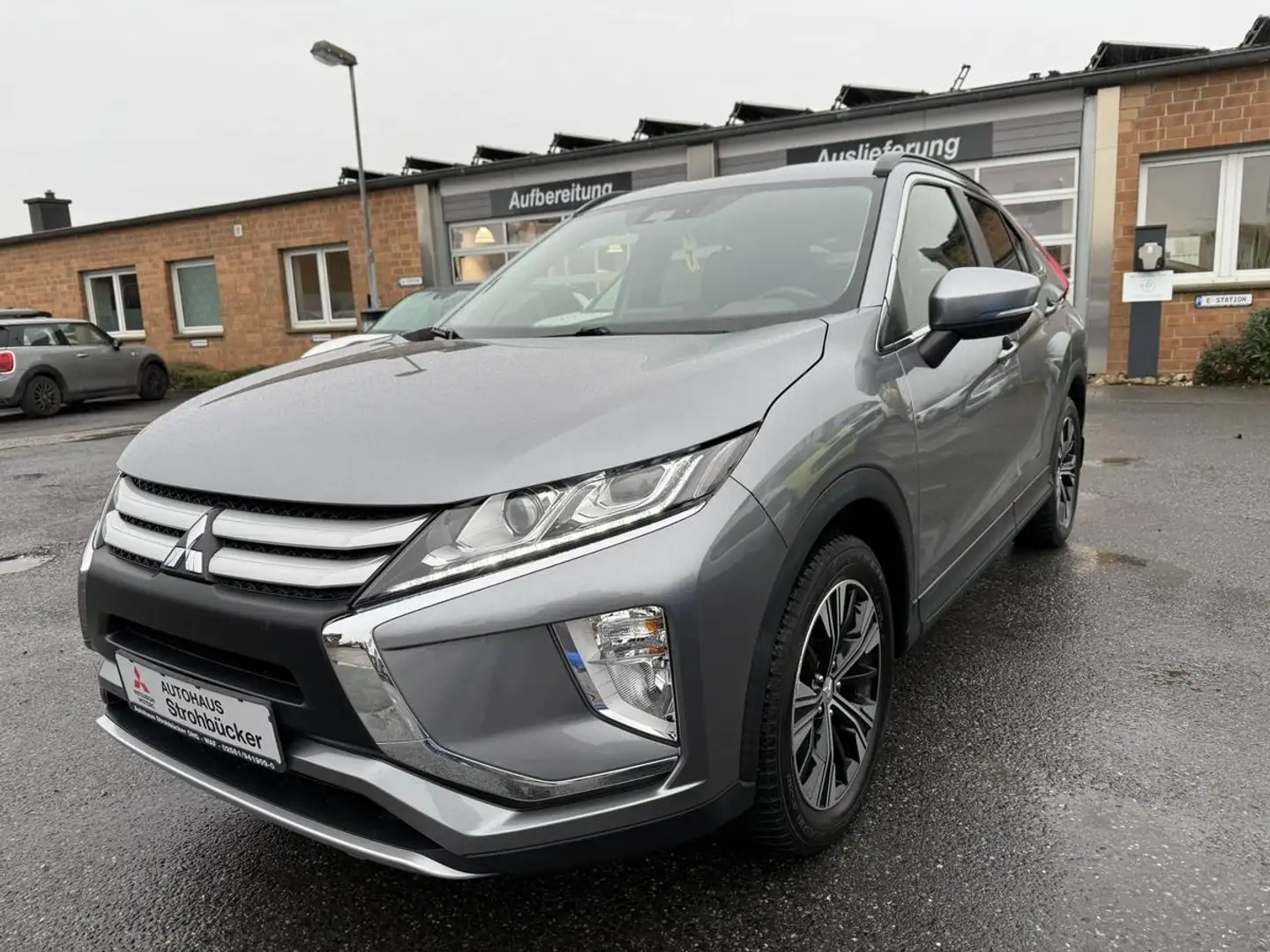 Mitsubishi Eclipse Cross 1.5 T-MIVEC CVT Active Allwetter AHK Grijs - 2