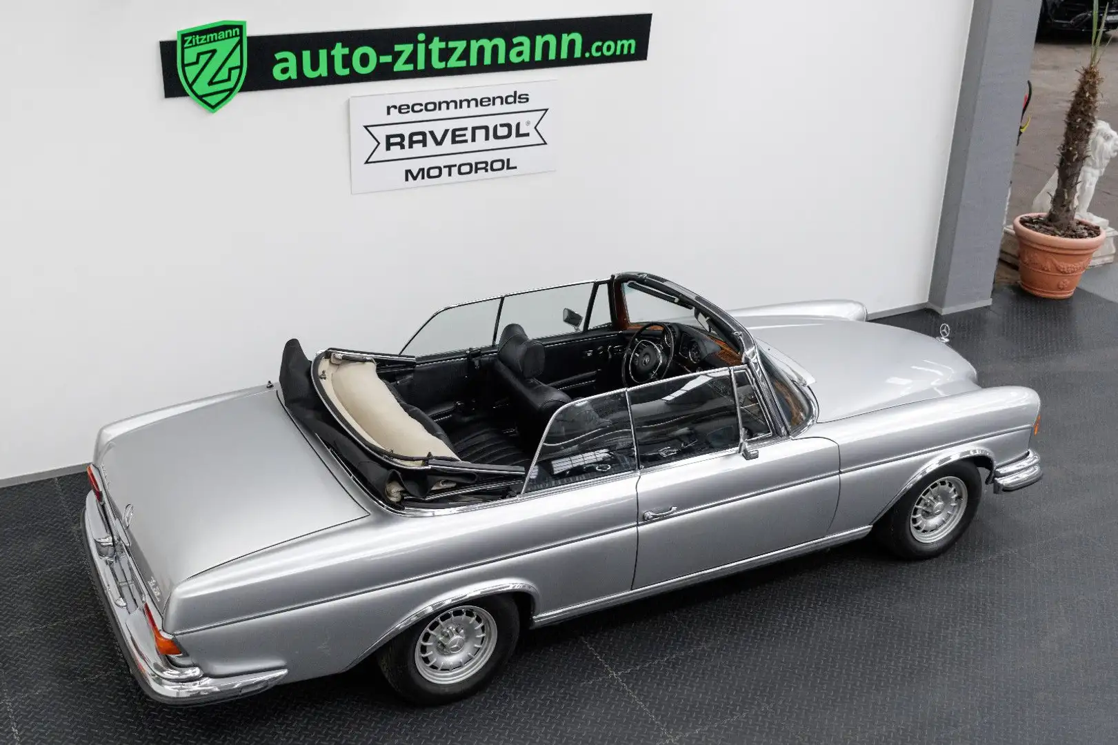 Mercedes-Benz 280 SE/9 4.5 Cabrio W111/VOLLRESTA/H-ZUL/3.HD Silber - 2