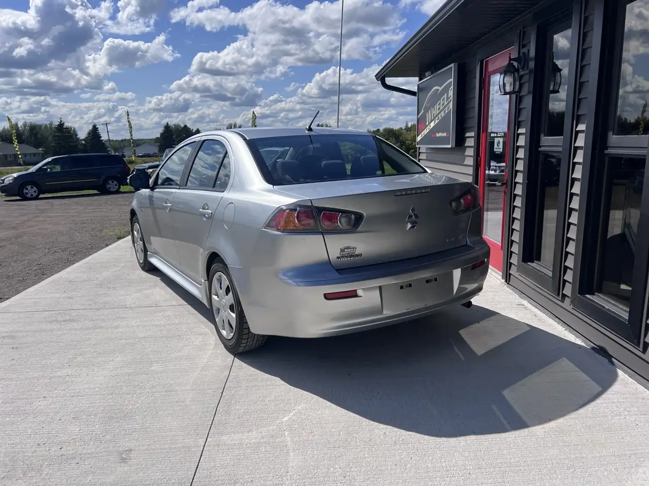 Mitsubishi Lancer снимка Mitsubishi Lancer