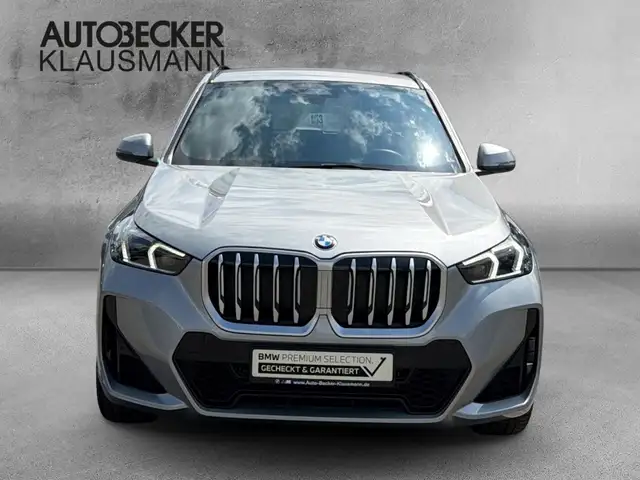 BMW X1 view 5