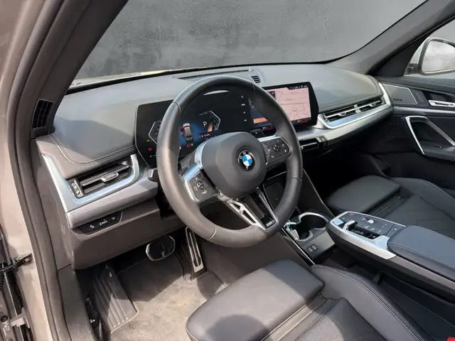 BMW X1 view 9