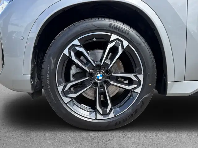 BMW X1 view 7