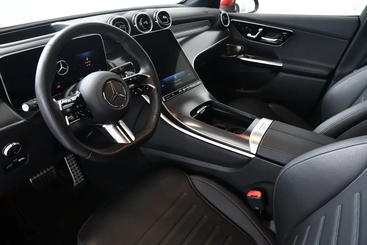 Mercedes-Benz GLC снимка Mercedes-Benz GLC
