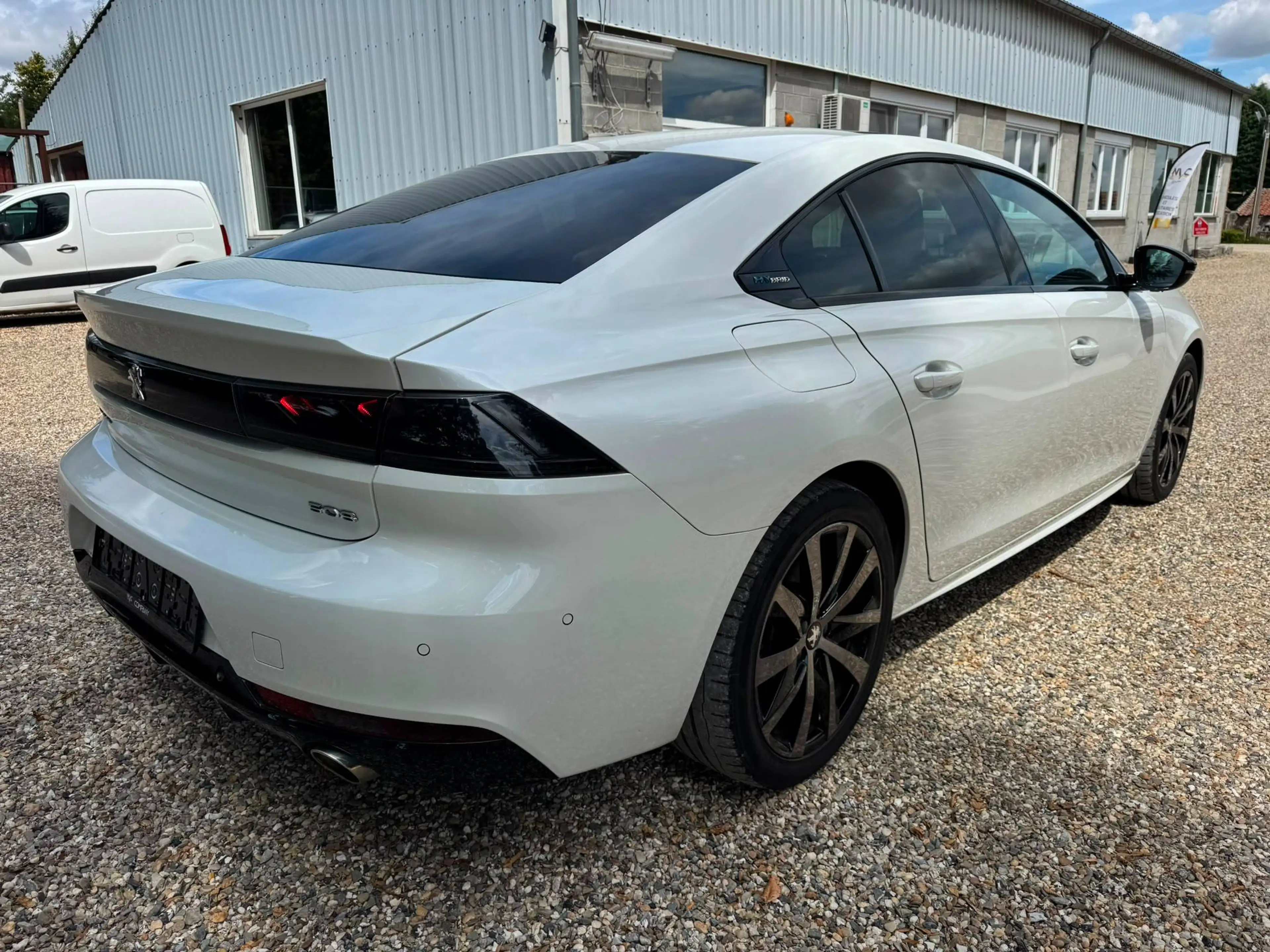 Peugeot 508 508 1.6 PHEV GT Toit Ouvrant/Cuir Rouge/Focal/Caméra — photo 12