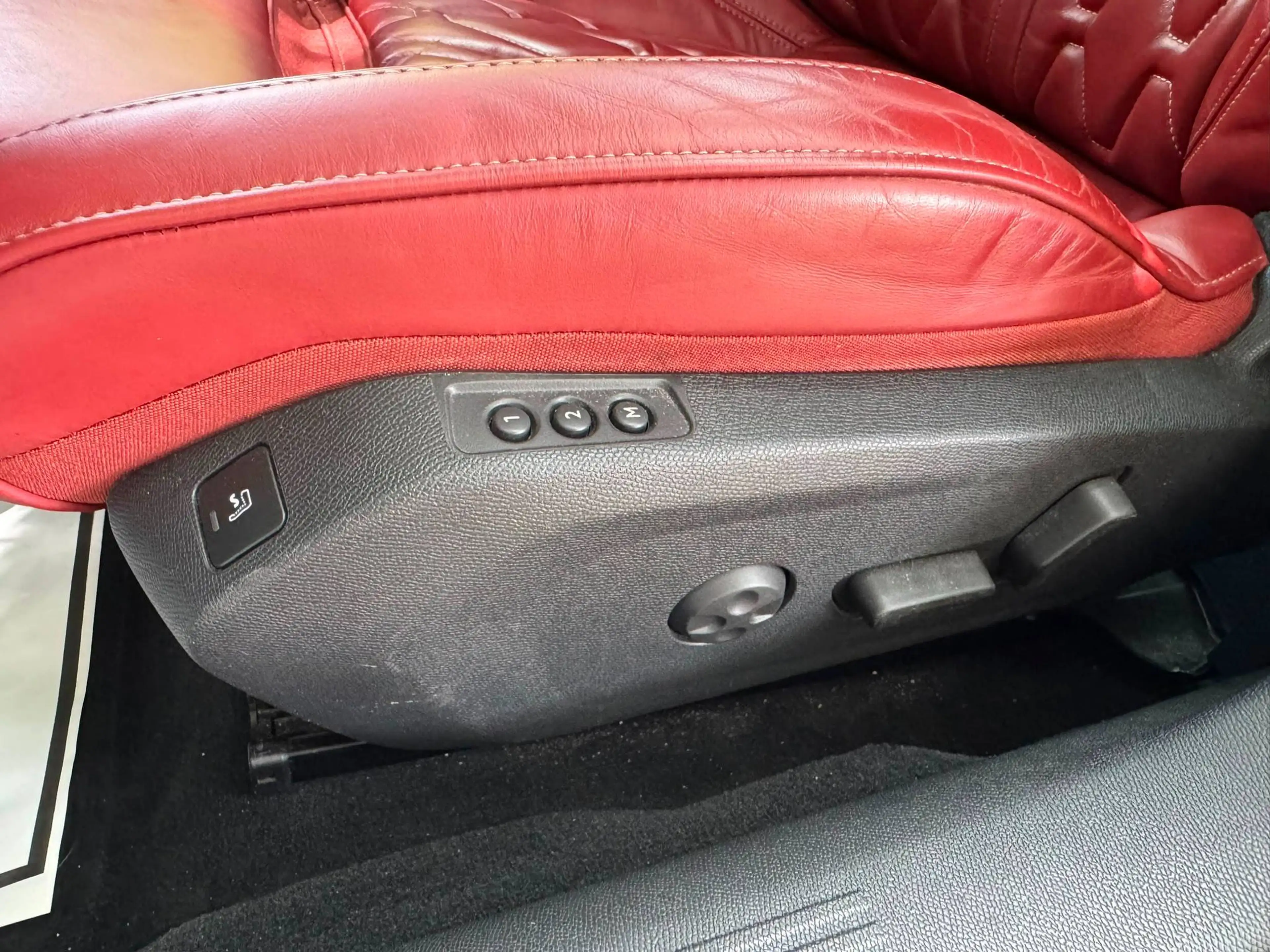 Peugeot 508 508 1.6 PHEV GT Toit Ouvrant/Cuir Rouge/Focal/Caméra — photo 15