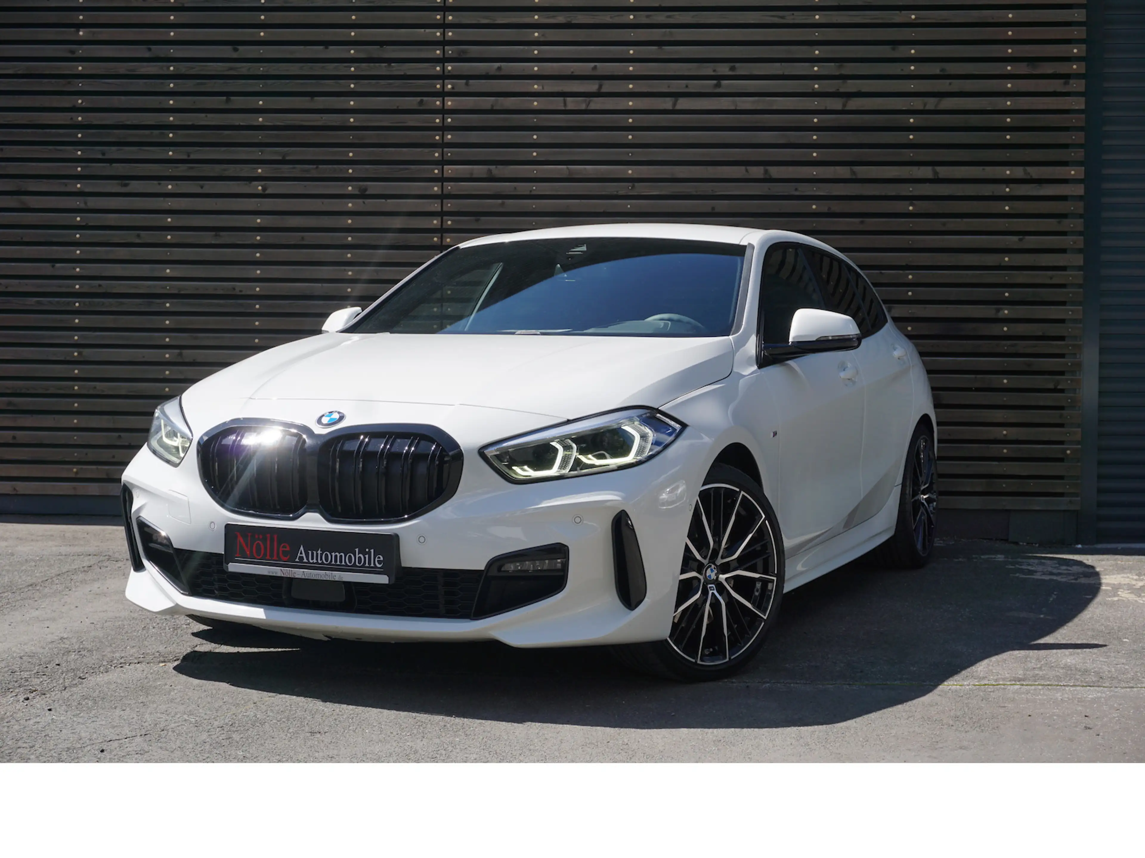 BMW 120 120d xDrive M-Sport HuD LED Navi Autom HiFi