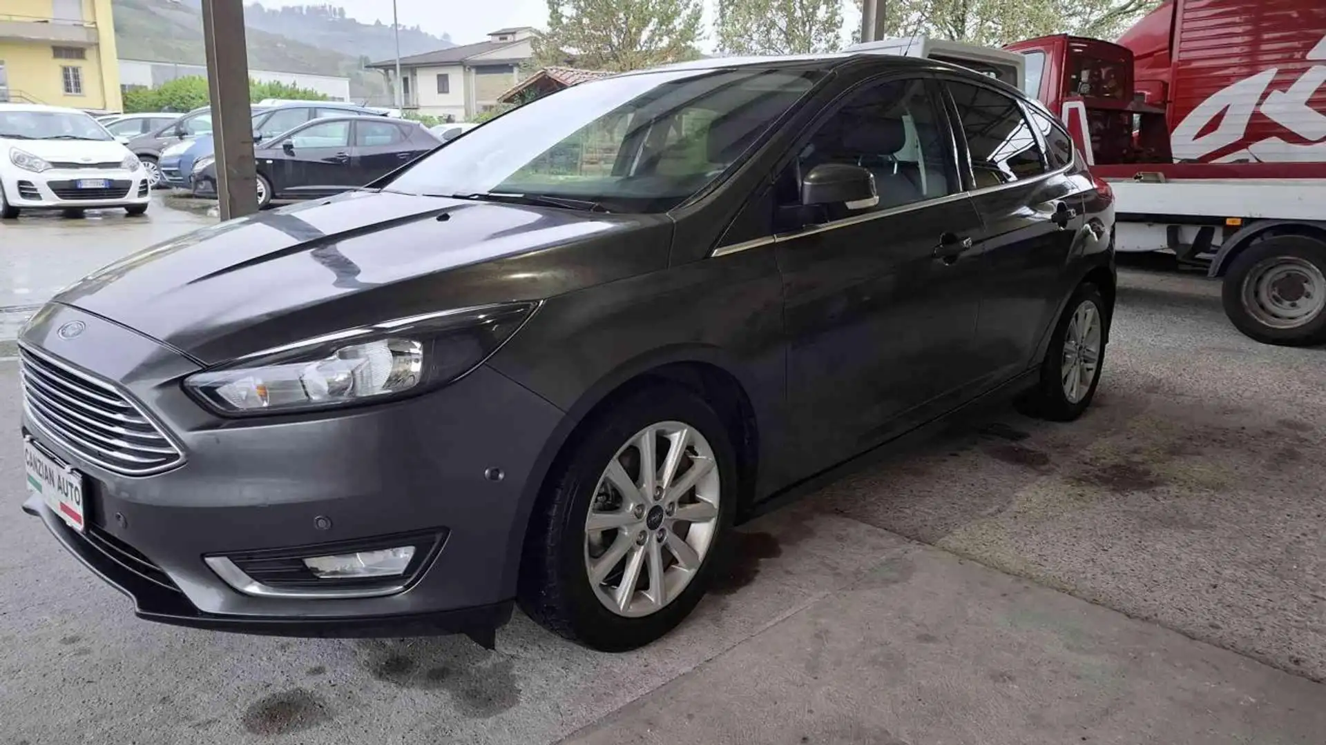 Ford Focus 1.0 EcoBoost 125 CV S.e.S Titanium Grigio - 2