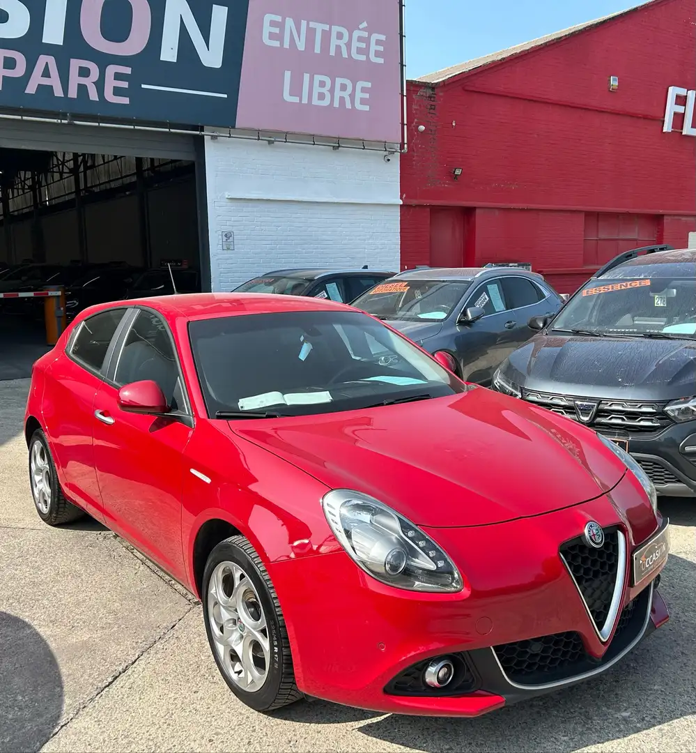 Alfa Romeo Giulietta 1.4 120CV - CARNET - 1ER PROPRIO - Garantie 1 an Rood - 2