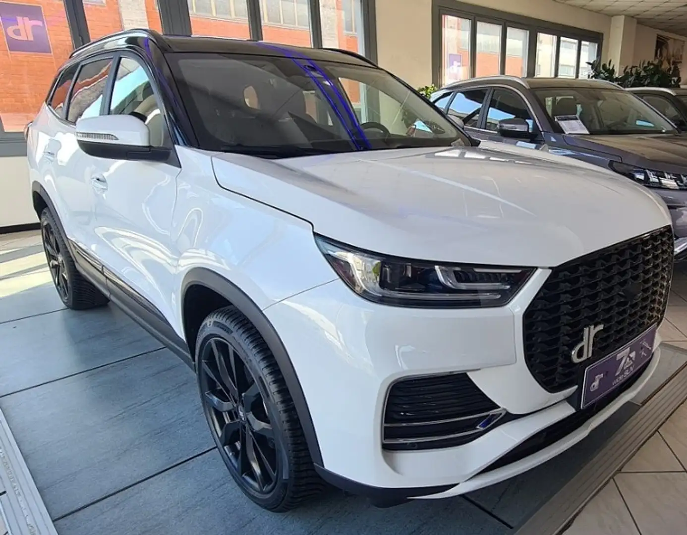 DR Automobiles DR7.0 1.5 Plug-in Hybrid Bianco - 1