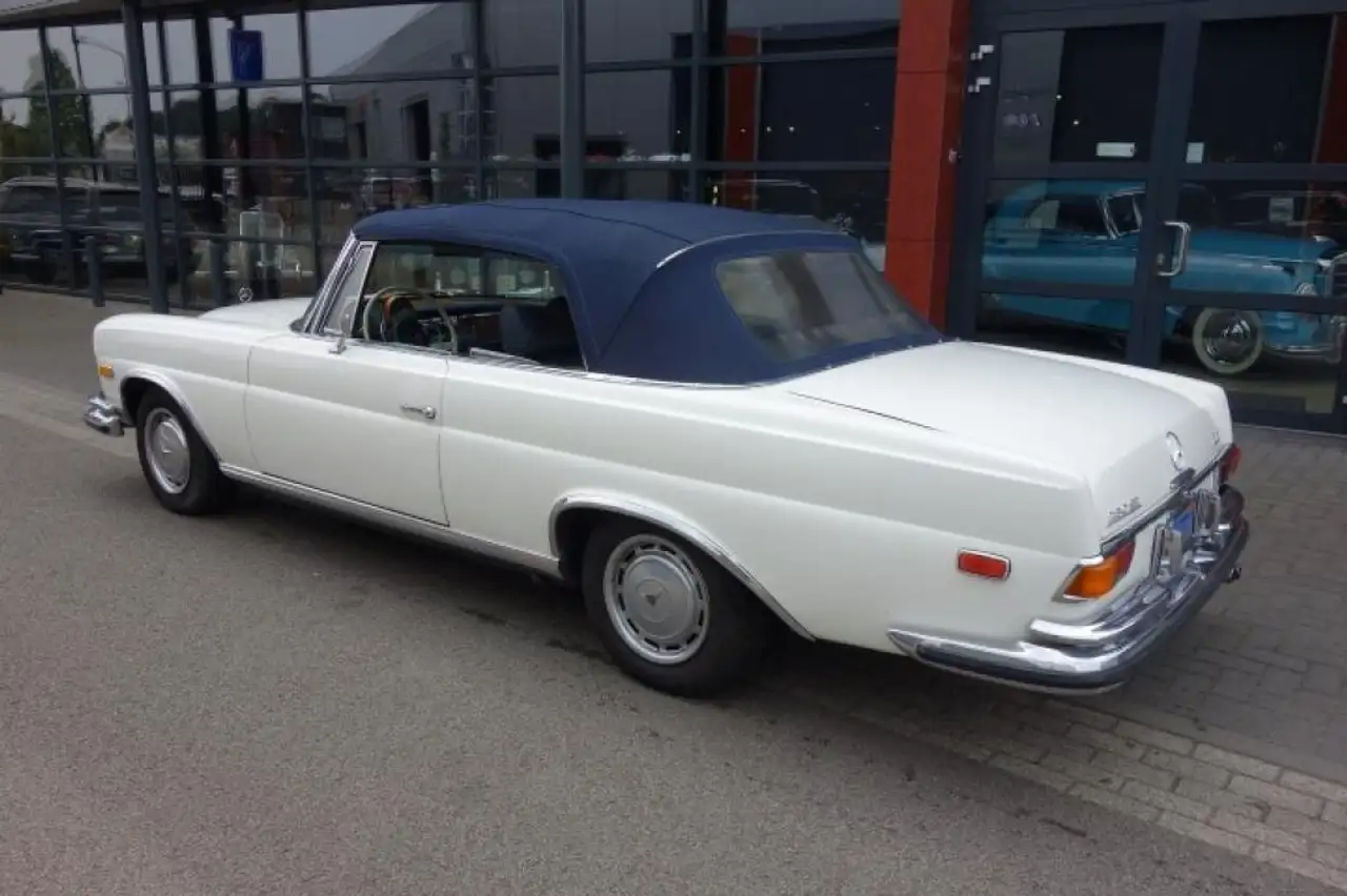 Mercedes-Benz 280 W111 280SE 3.5 cabriolet, foto 3