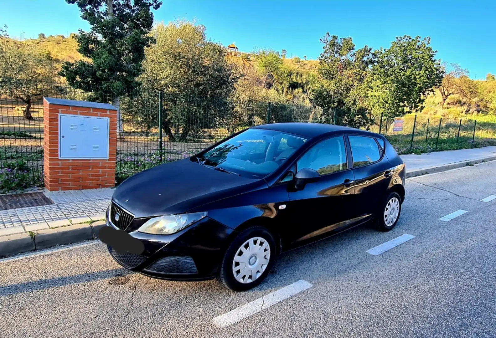 SEAT Ibiza 1.4TDI Reference crna - 1
