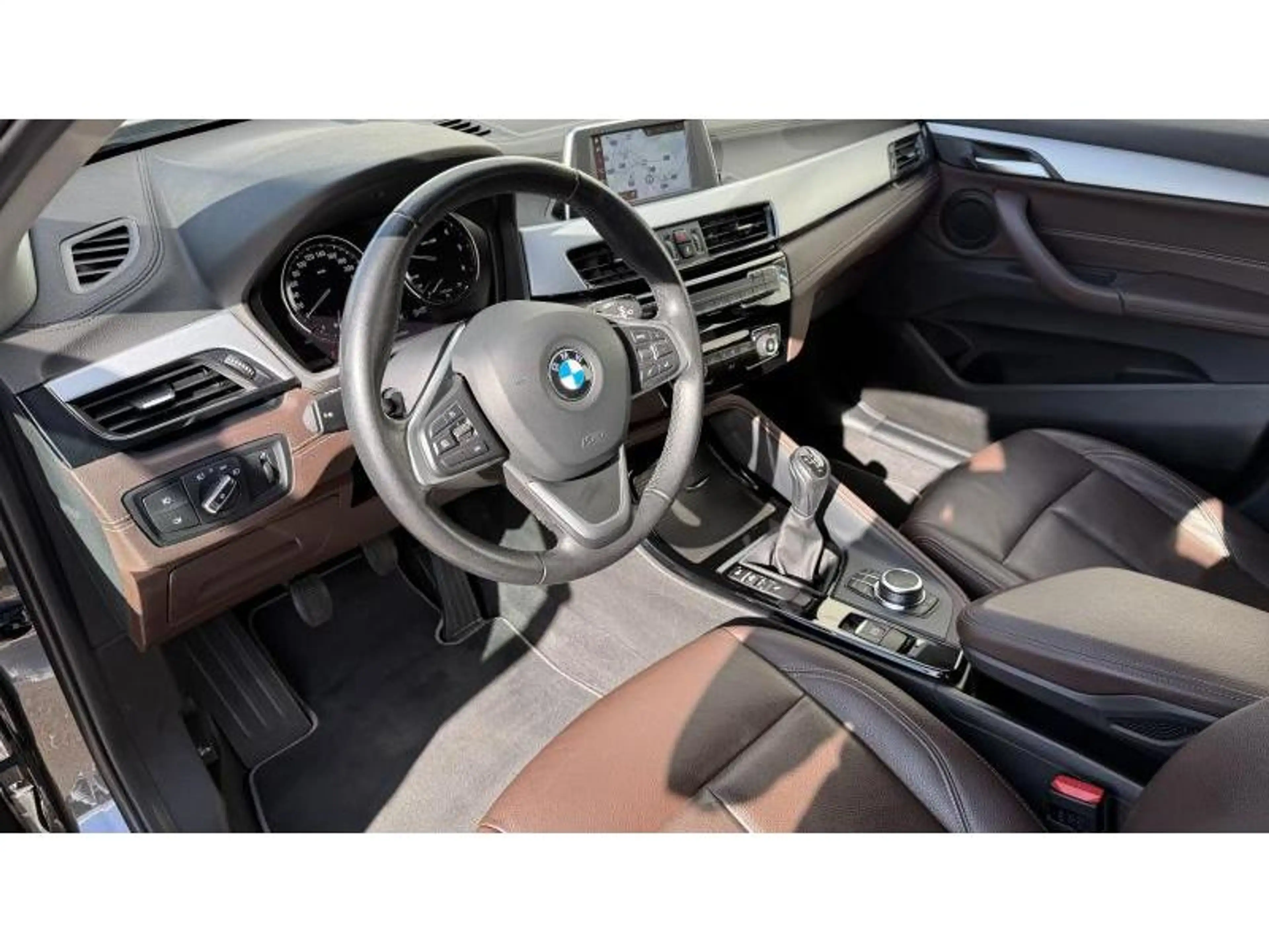 BMW X2 sDrive 18d Feux LED Navigation Coffre Automatique — photo 6