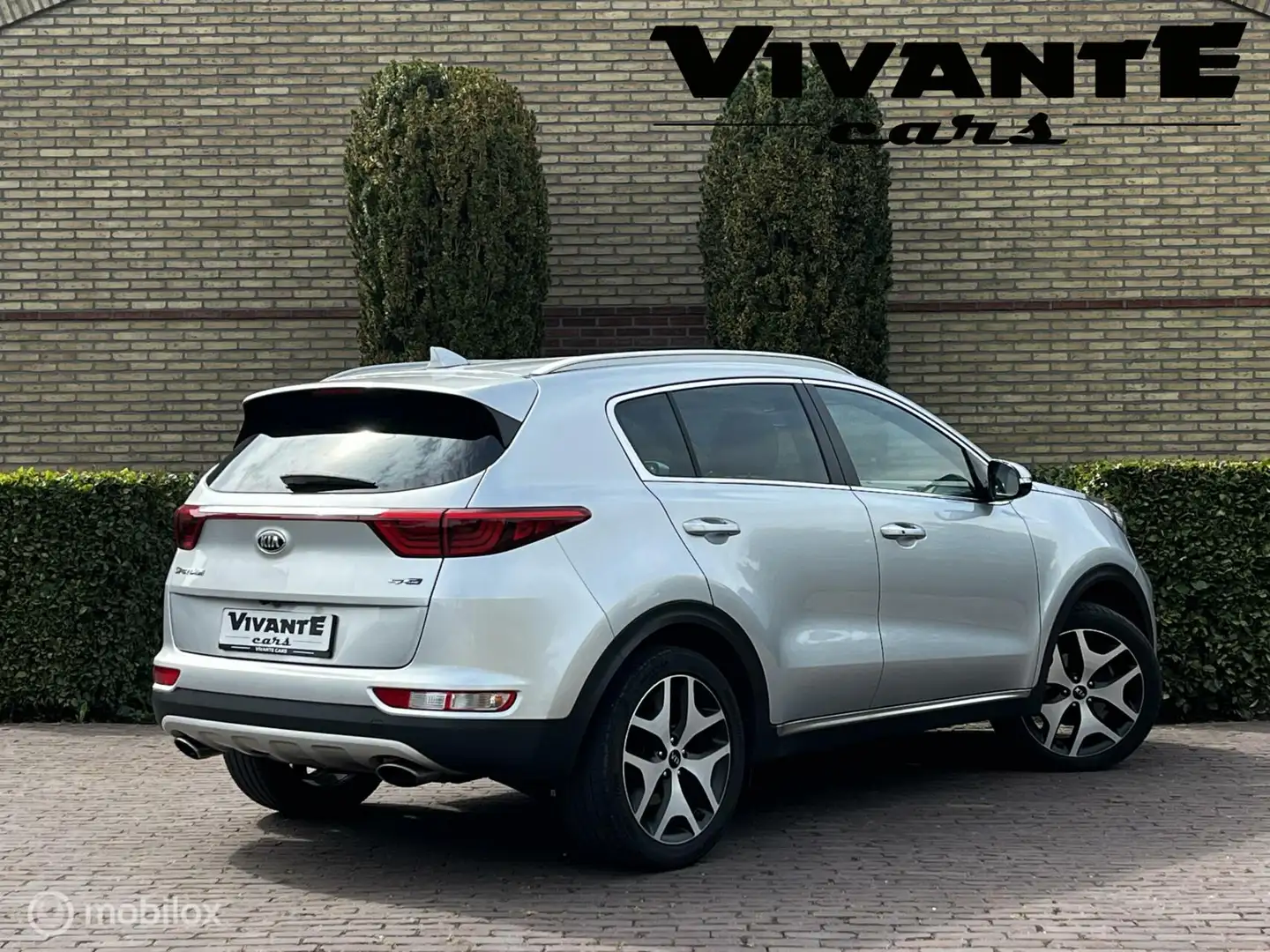 Kia Sportage 1.6 177pk T-GDI GT-Line First Edition Camera*Leder Grijs - 2