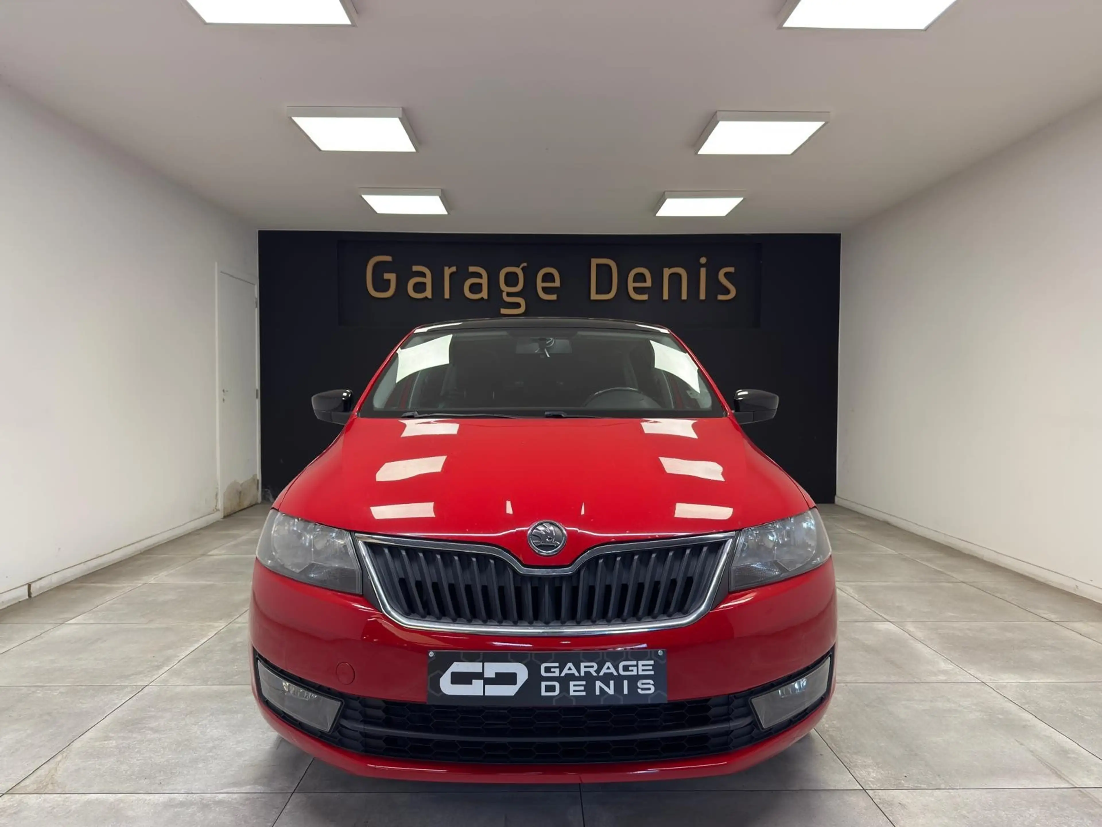 Skoda Rapid/Spaceback Rapid 1.6 CR TDI Spaceback Ambition**TOIT-PANO*GPS*CLIM-AUTO*GARANTIE* — photo 2