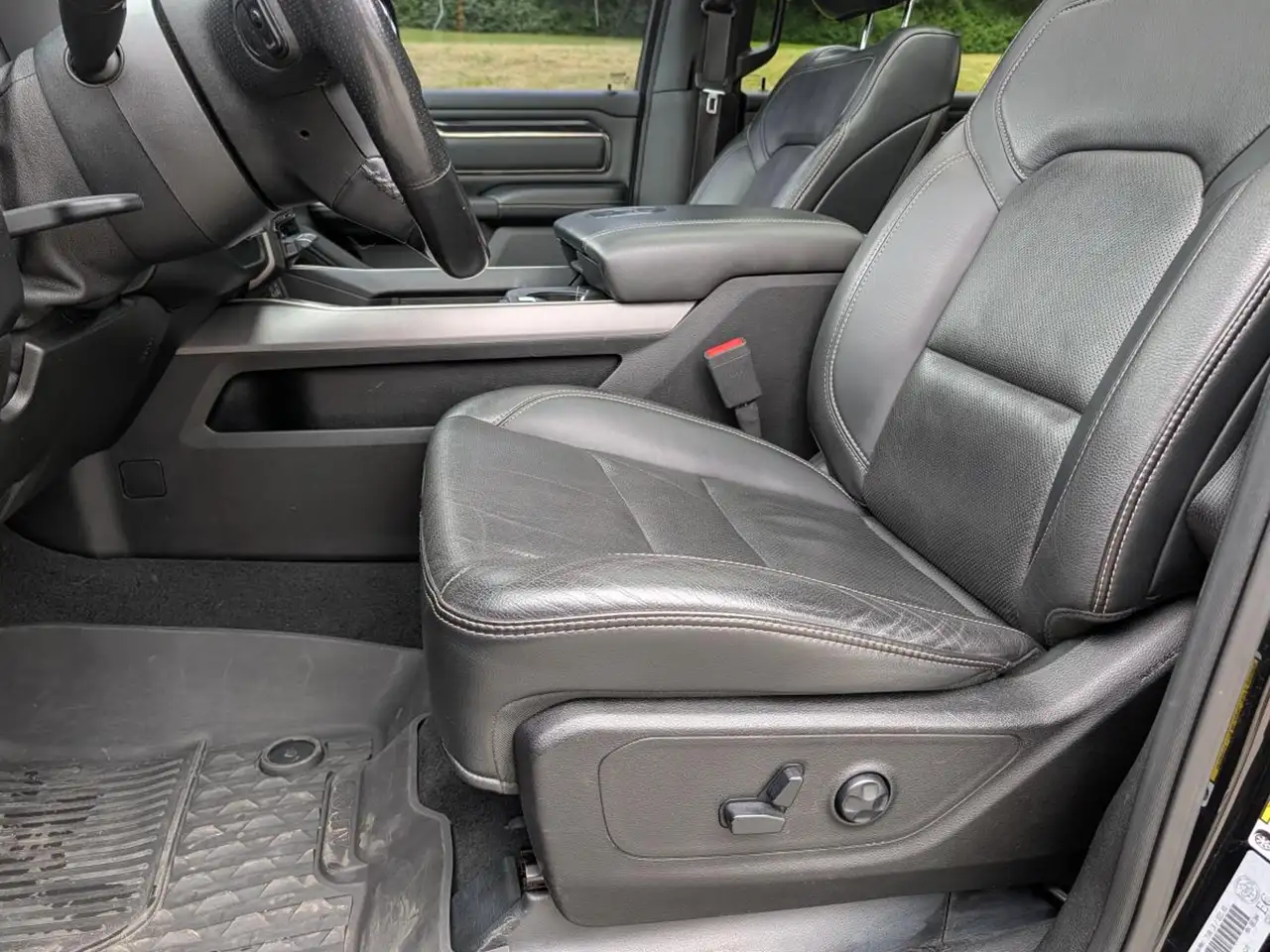 RAM 1500 fotografie RAM 1500