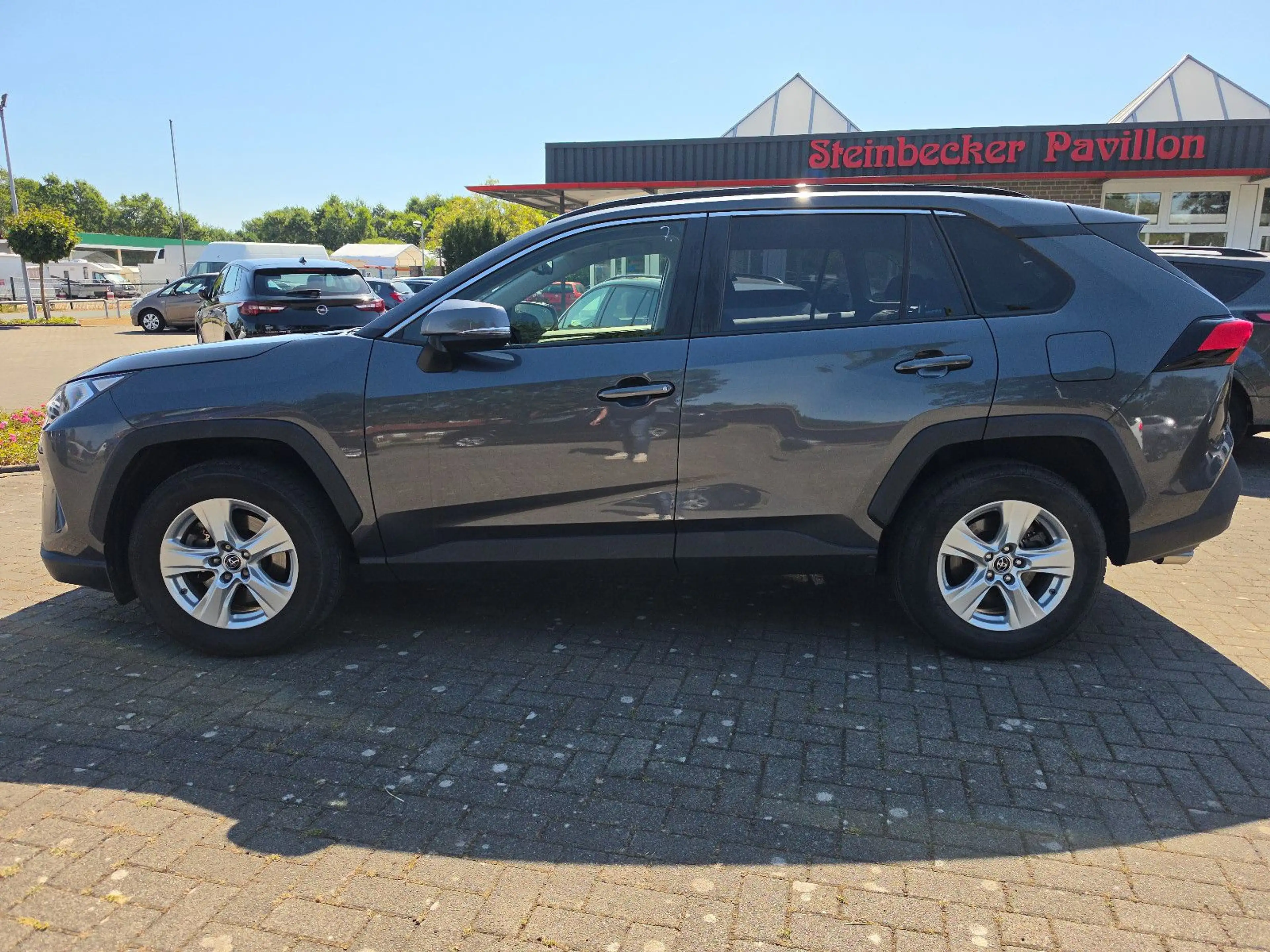 Toyota RAV 4 RAV4 4x2 AHK NAV KAM SHZ — photo 3