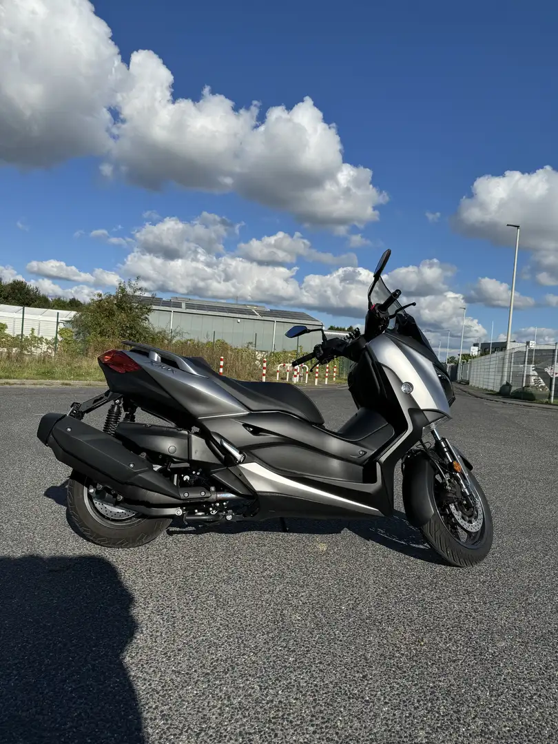 Yamaha X-Max 400 Negru - 2