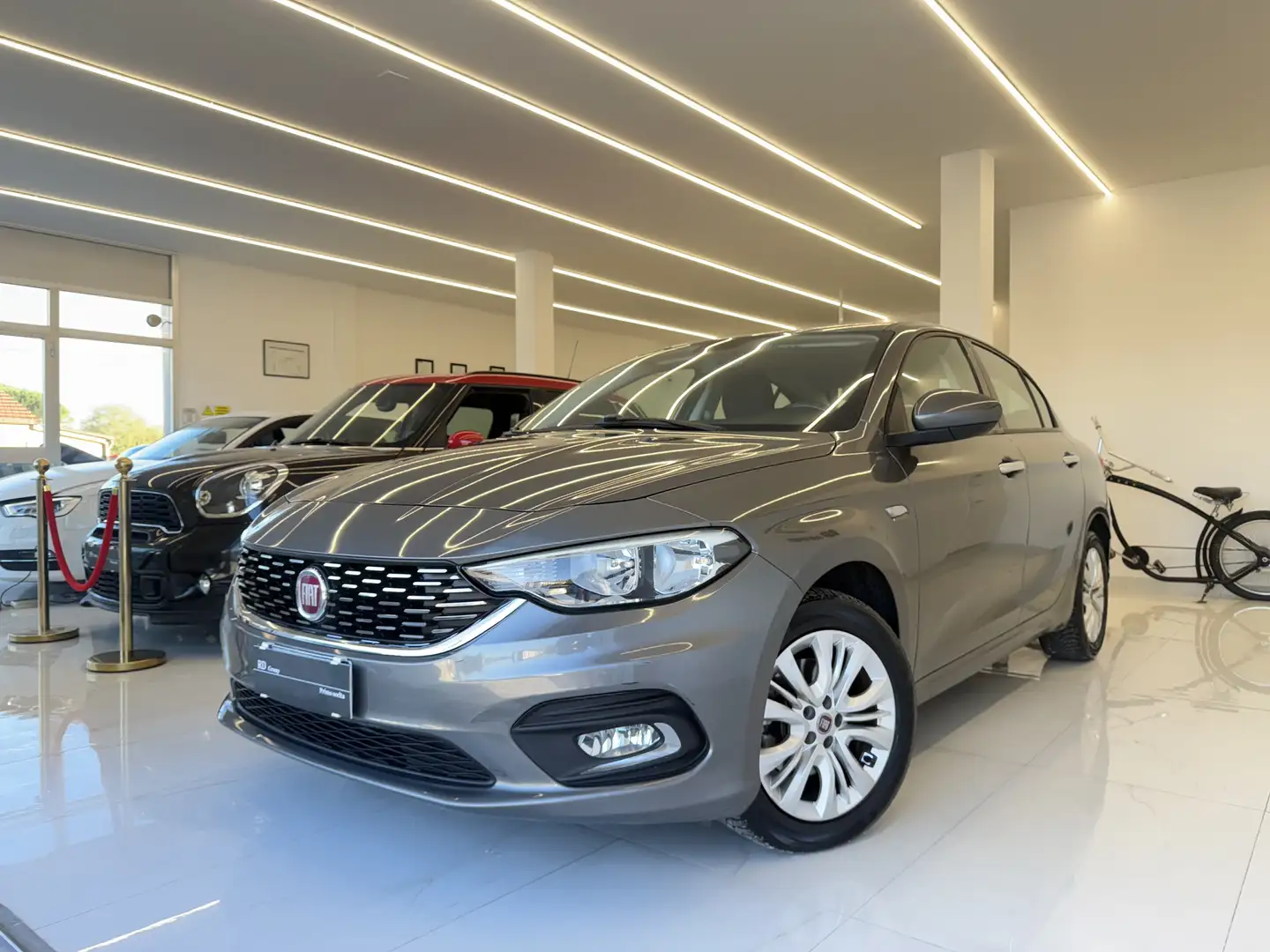Fiat Tipo 5p 1.3 mjt Lounge 95cv okneopatentati Grigio - 1