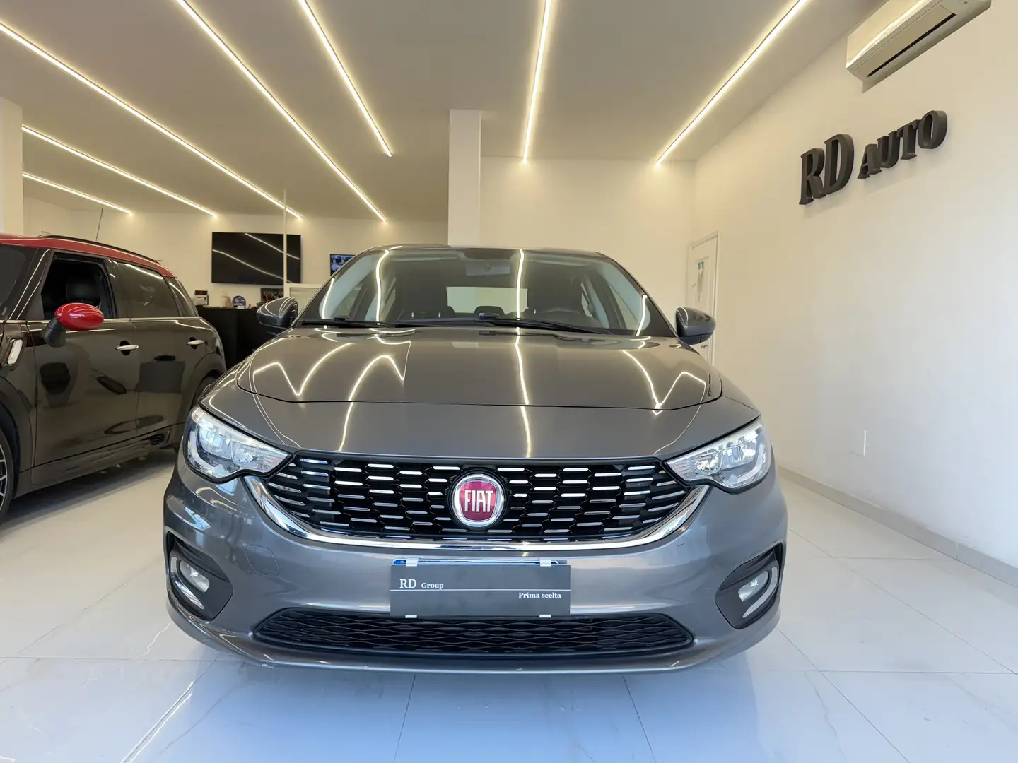 Fiat Tipo 5p 1.3 mjt Lounge 95cv okneopatentati Grigio - 2