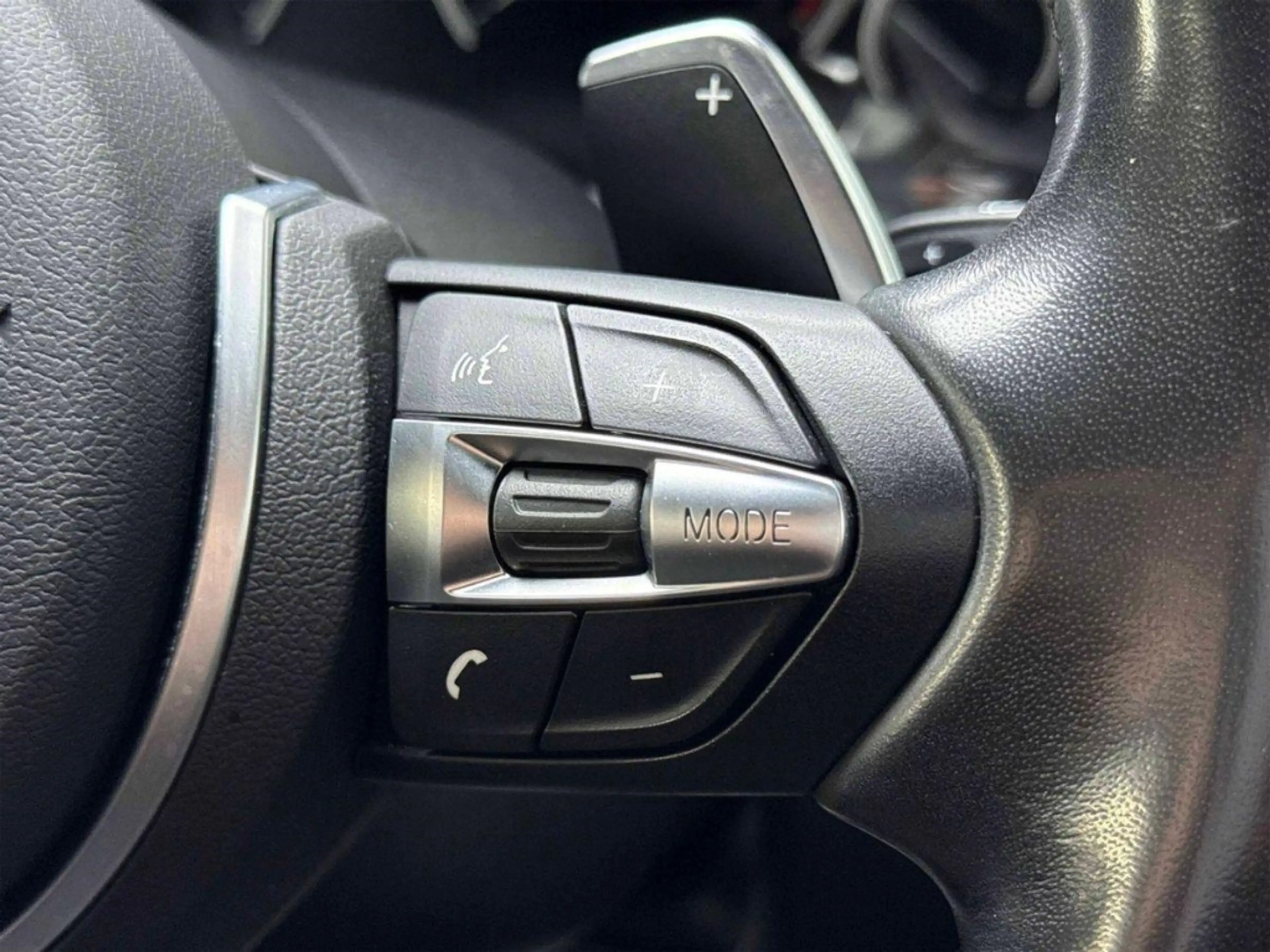 BMW X4 2.0d M Sport, HUD, Glasdach, AHK, LED, Allrad — photo 22
