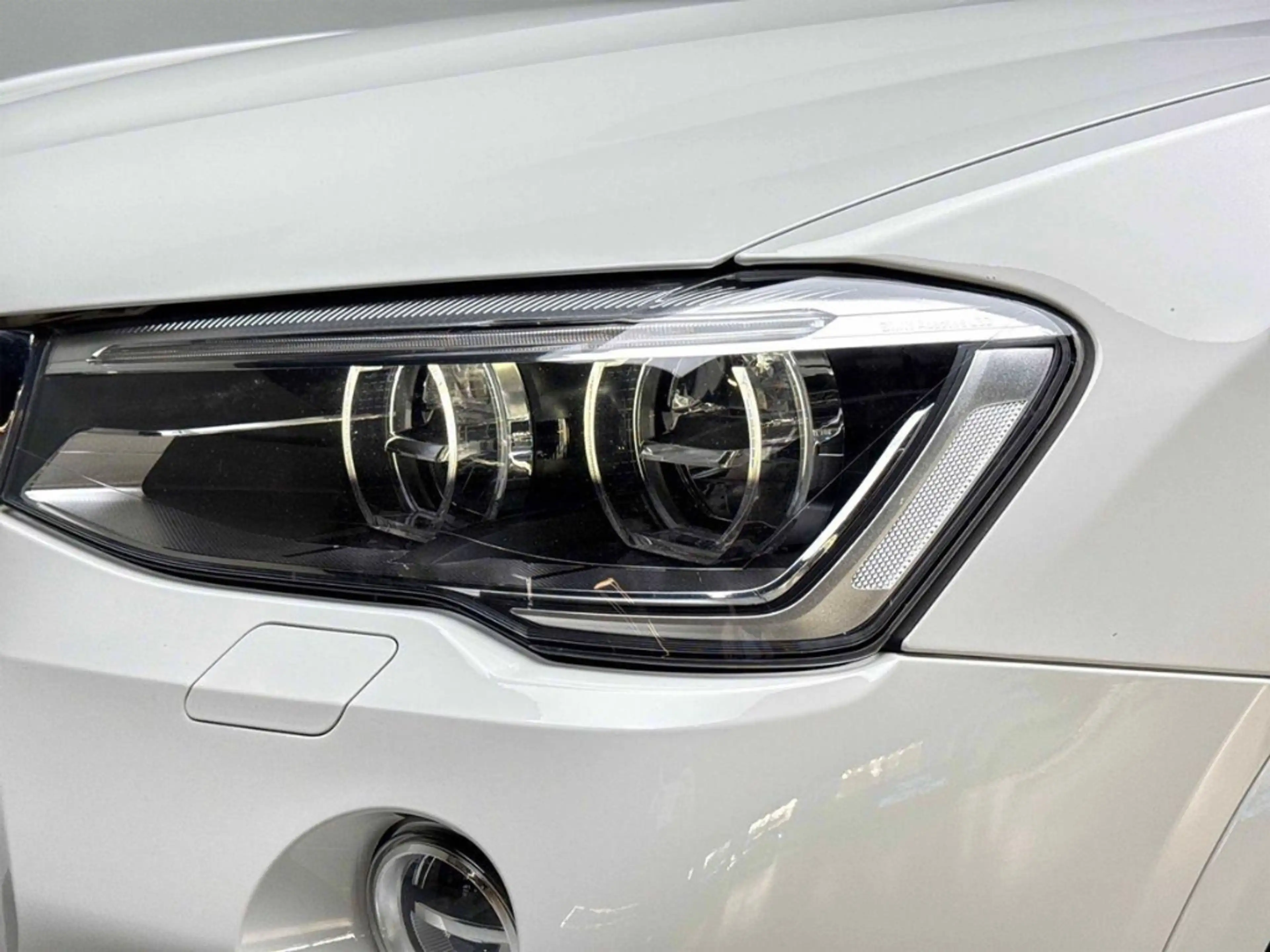 BMW X4 2.0d M Sport, HUD, Glasdach, AHK, LED, Allrad — photo 10