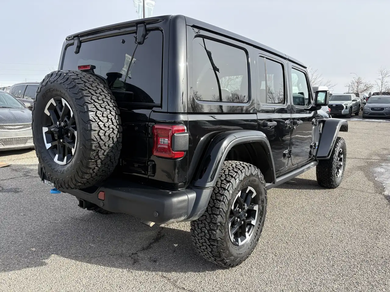 Jeep Wrangler снимка Jeep Wrangler