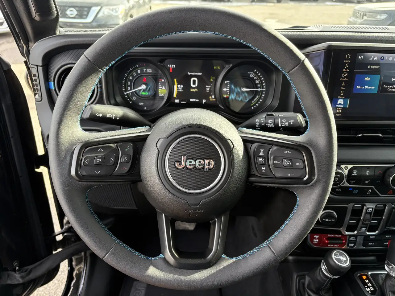 Jeep Wrangler снимка Jeep Wrangler