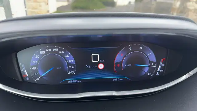 Peugeot 3008 view 12