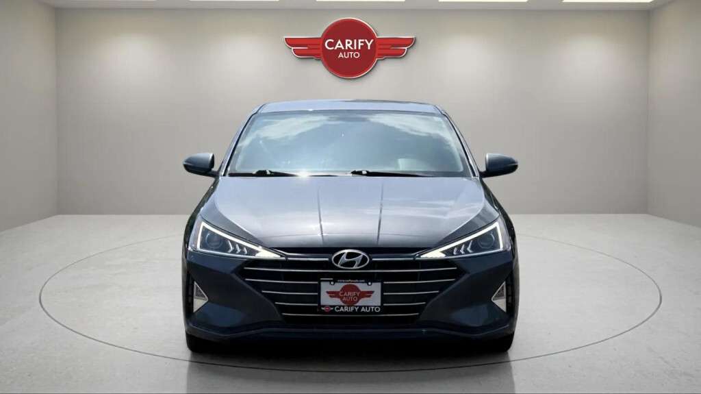 2020 Hyundai Elantra Preferred IVT — снимка 1