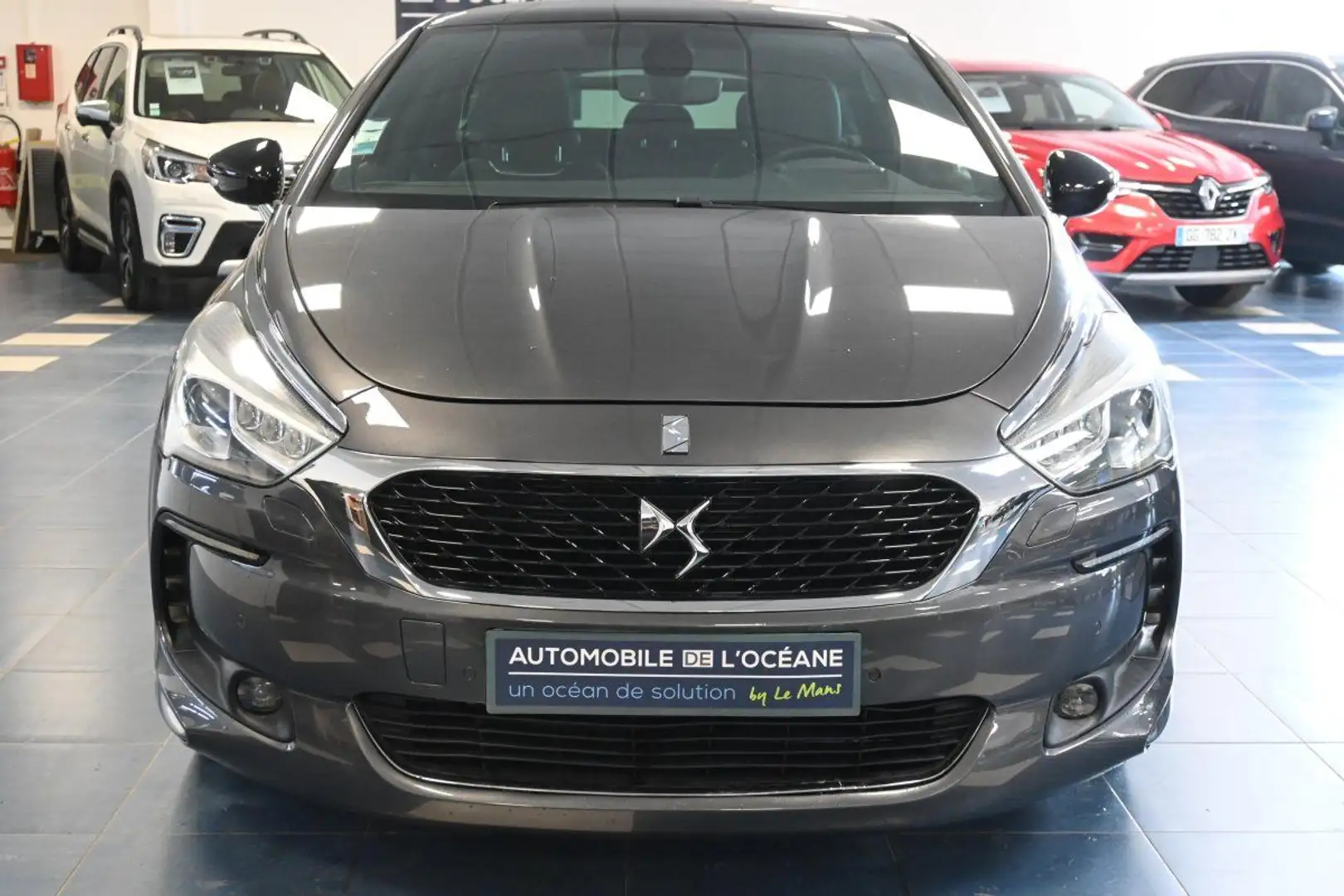 DS Automobiles DS 5 DS5 BlueHDi 180 S&S EAT6 Sport Chic Gri - 2
