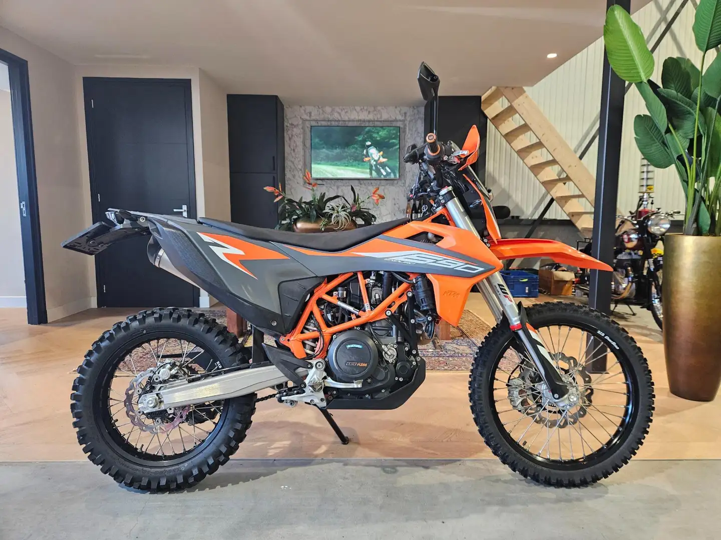 KTM 690 Enduro R All-Road R|BTW motor|Leovince exhaust|Off-Road Rea - 1