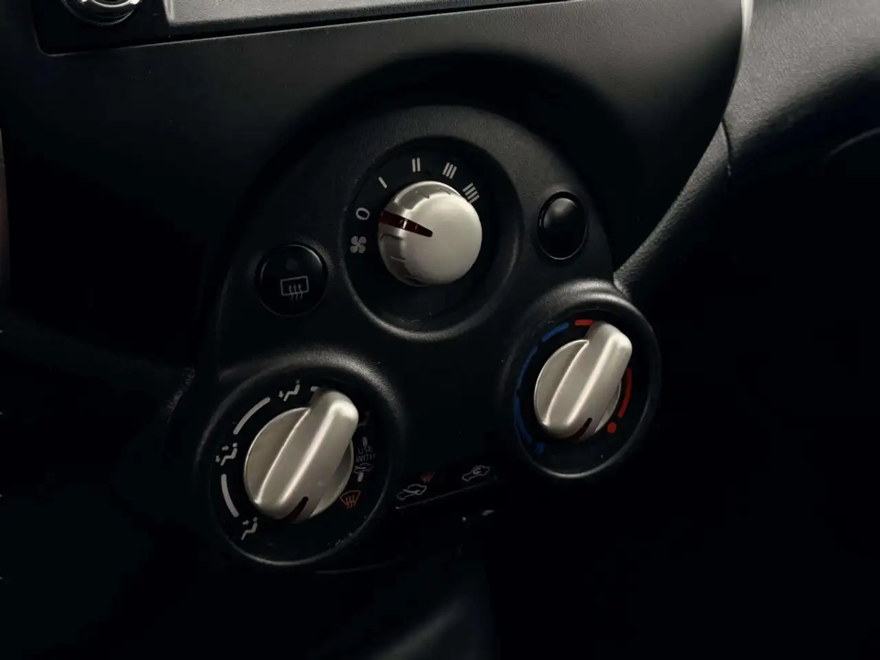 Nissan Micra photo Nissan Micra