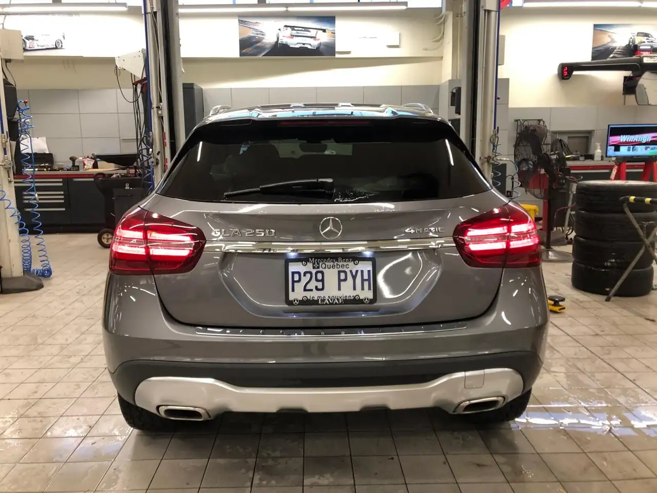 Mercedes-Benz GLA снимка Mercedes-Benz GLA