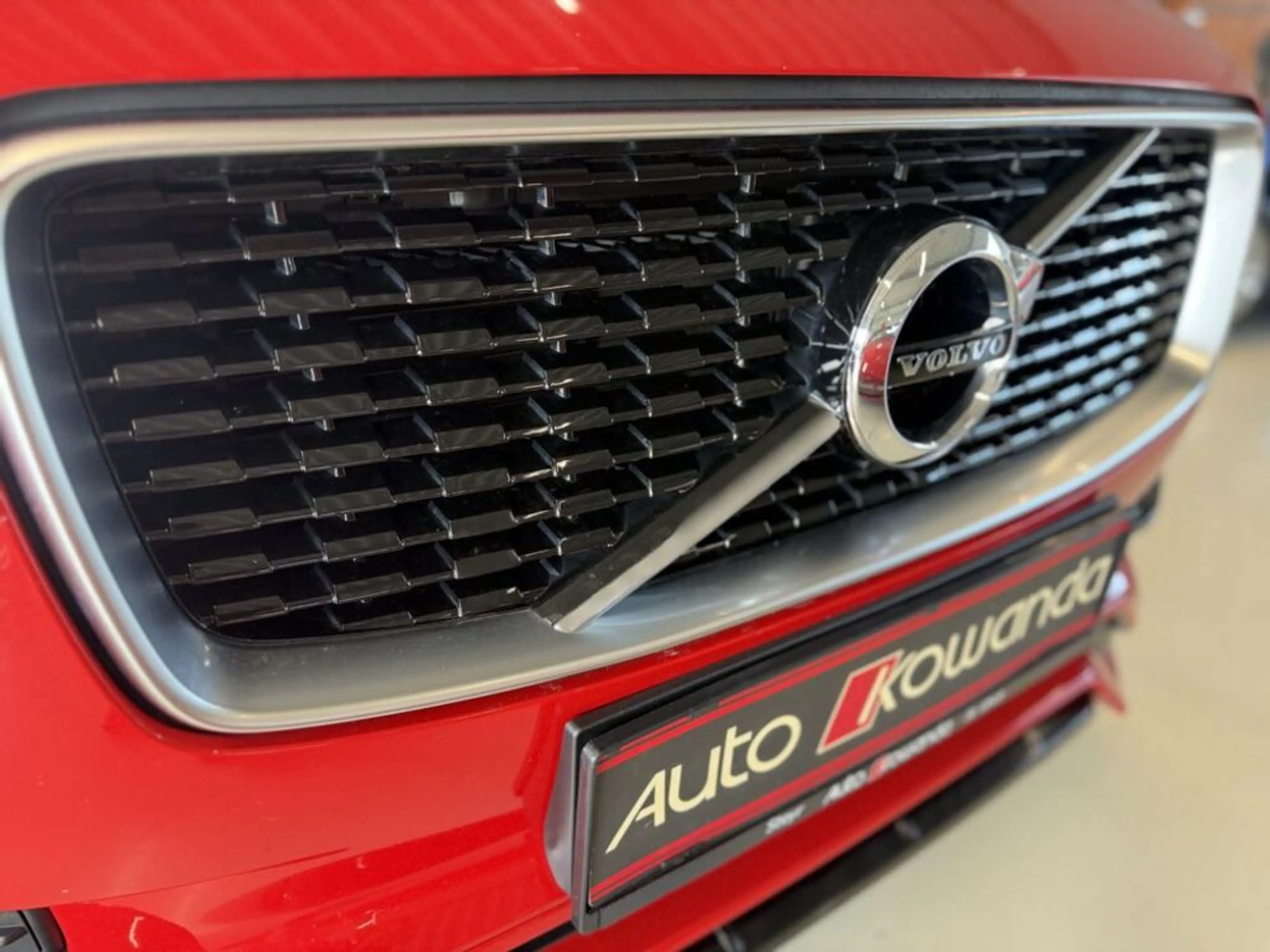 Volvo XC90 R-Design Hybrid AWD -7. Sitze *1. Besitz* — photo 6