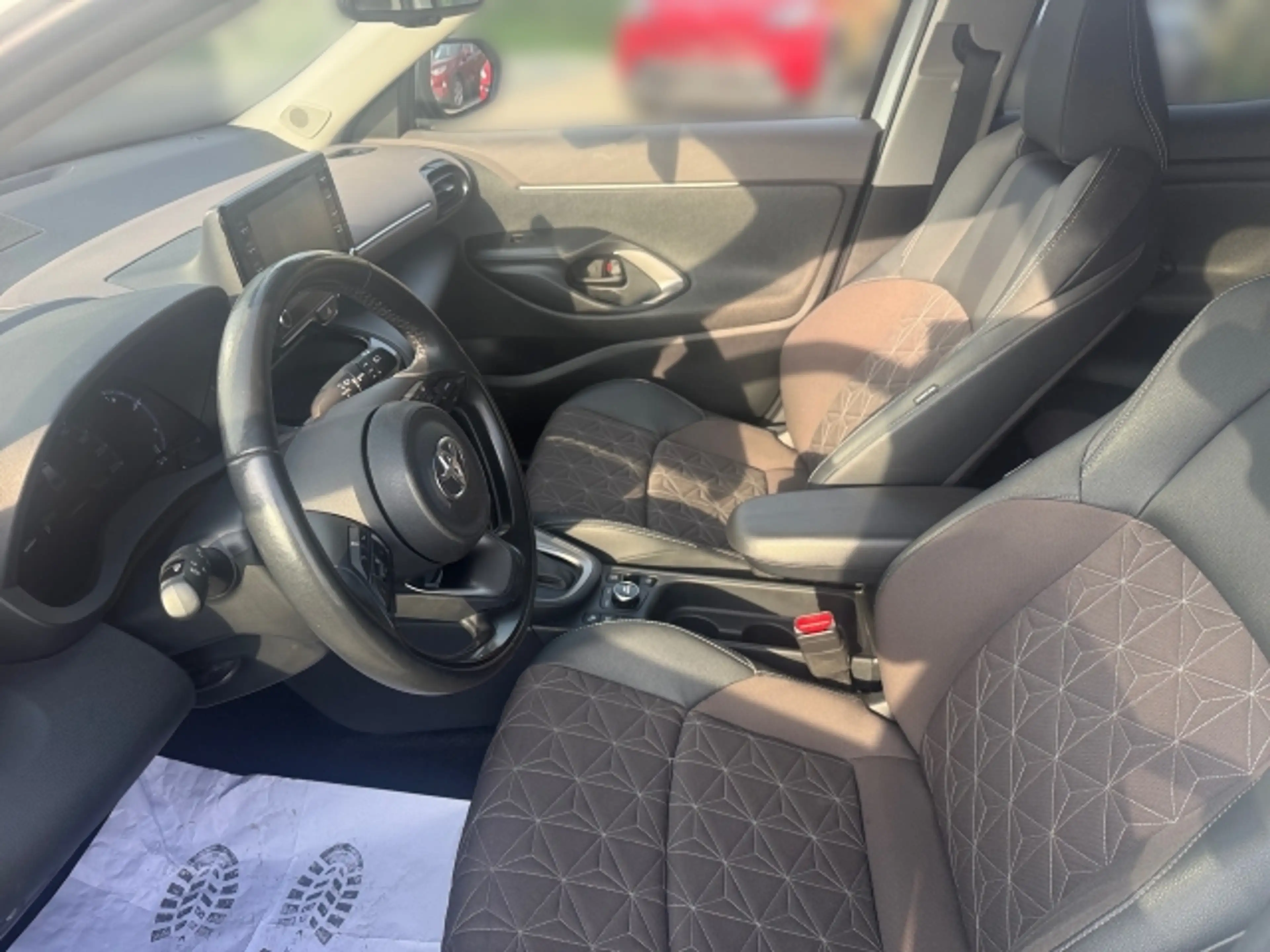 Toyota Yaris Cross Yaris Cross Elegant — photo 10